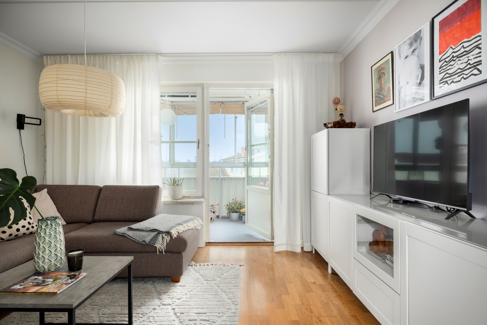 Bostadsbild från Ängsbacken 1, Såld i Björknäs, Nacka