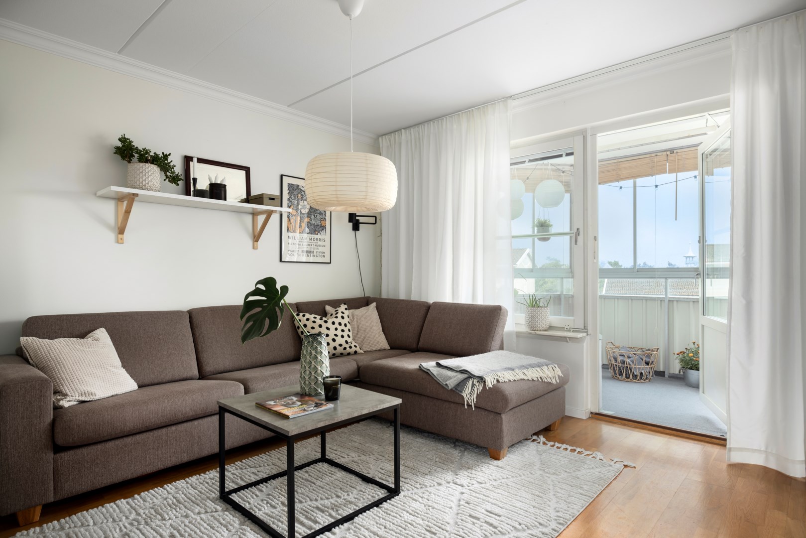 Bostadsbild från Ängsbacken 1, Såld i Björknäs, Nacka