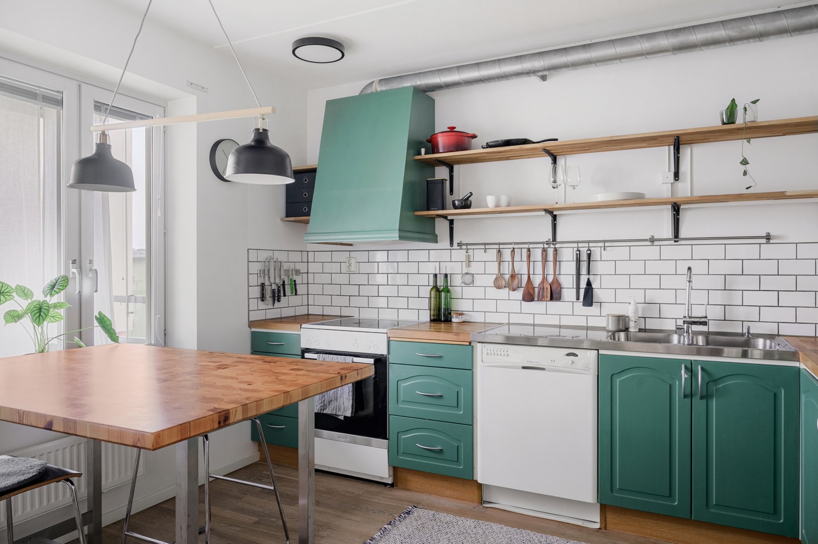 Bostadsbild från Bageribacken 8, Såld i Saltsjöqvarn, Nacka