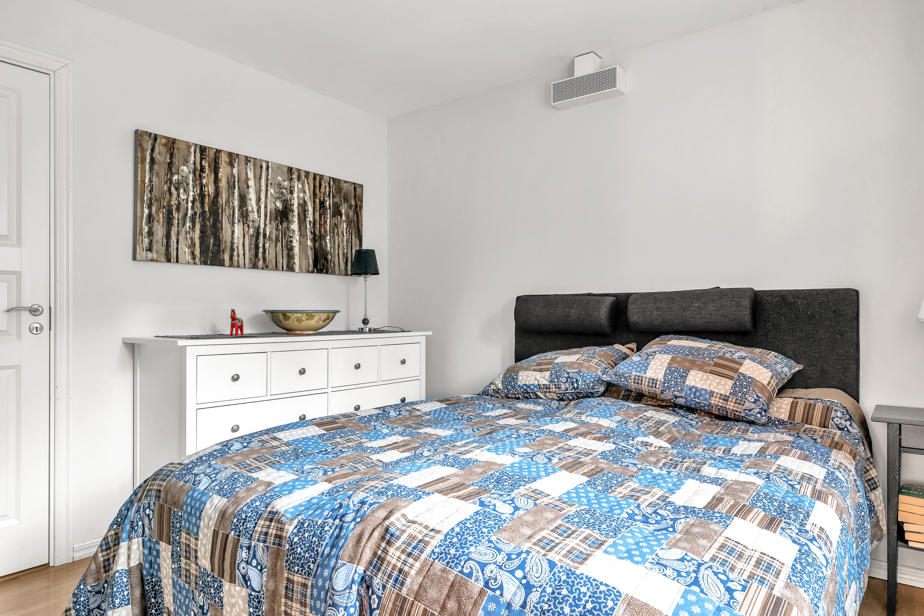 Bostadsbild från Hugo Alfvéns väg 4, Såld i Valsätra, Uppsala