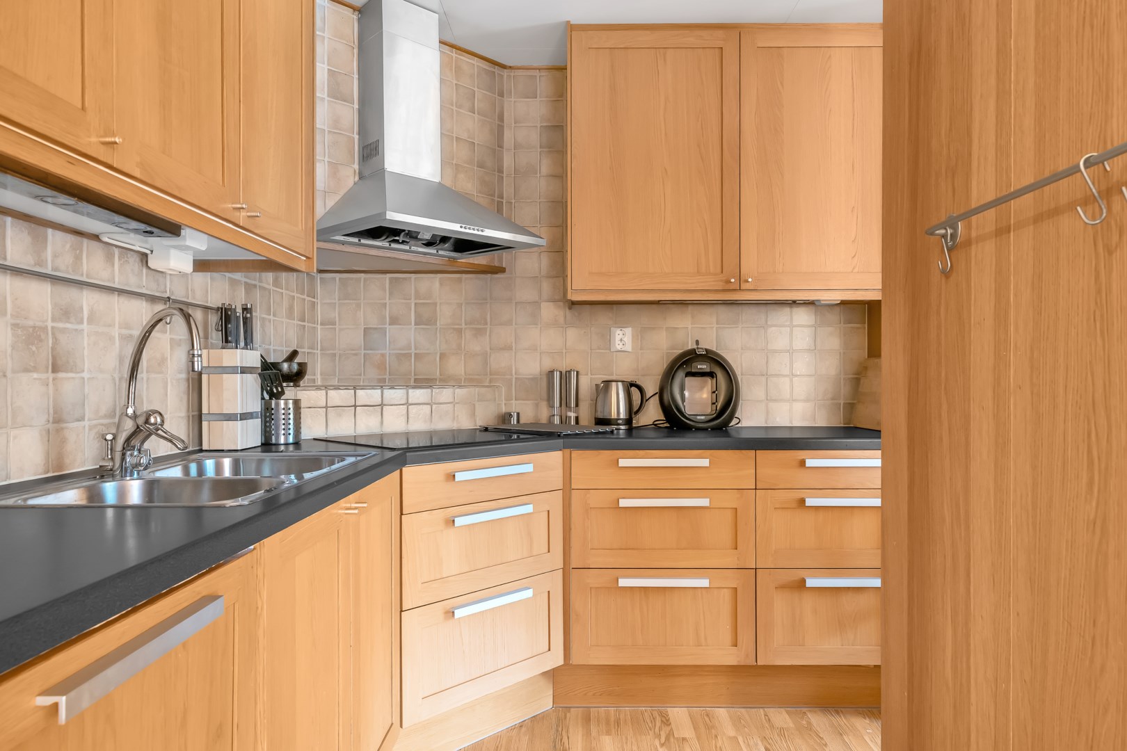 Bostadsbild från Hugo Alfvéns väg 4, Såld i Valsätra, Uppsala