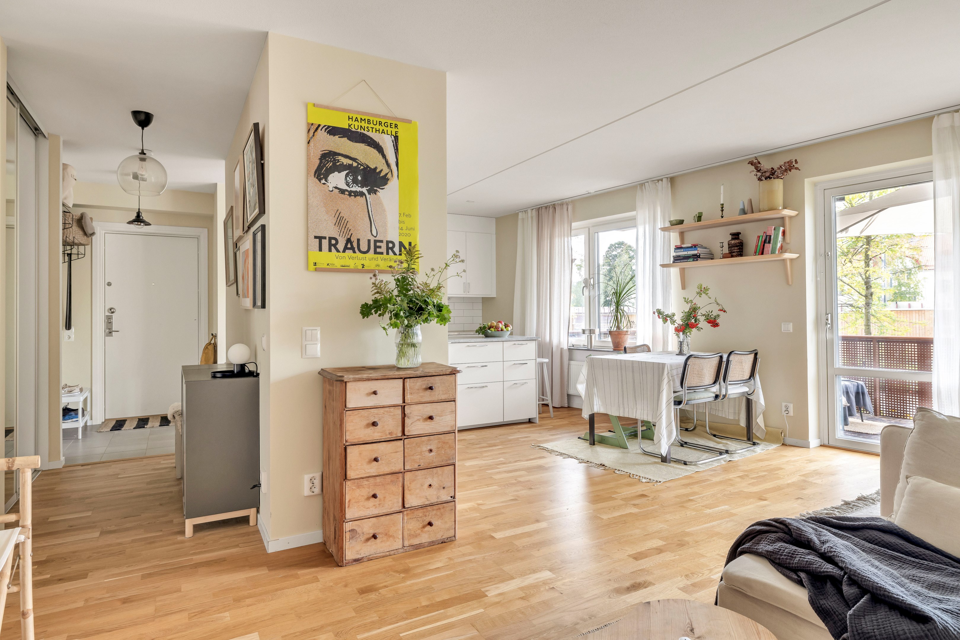 Bostadsbild från Ljusbärargatan 9, Till salu i Kapellgärdet, Uppsala