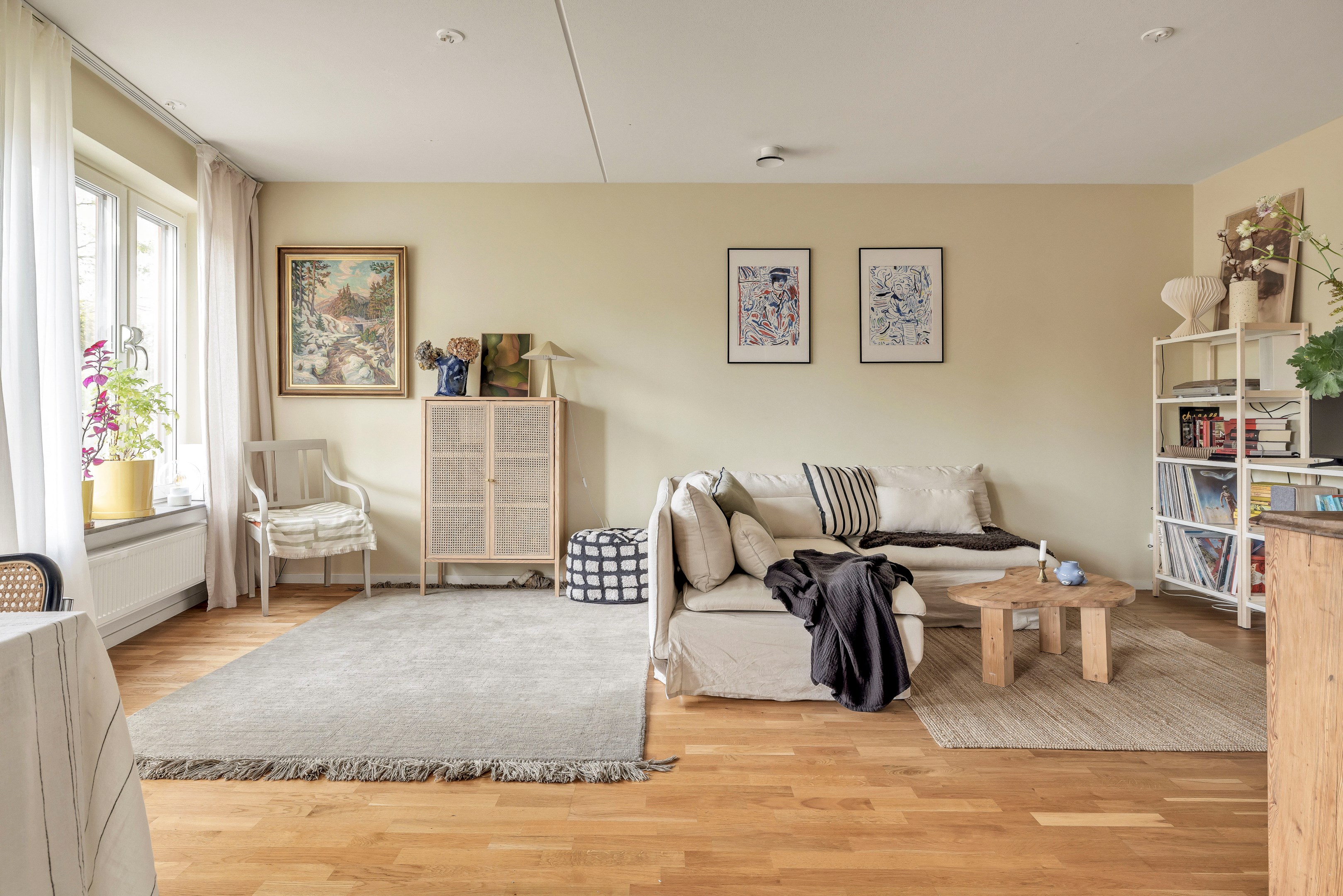 Bostadsbild från Ljusbärargatan 9, Till salu i Kapellgärdet, Uppsala