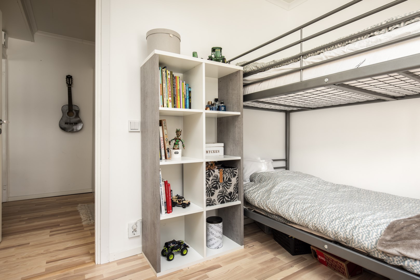 Bostadsbild från Ljuskärrsvägen 70, Såld i Ljuskärrsberget - Saltsjöbaden, Nacka