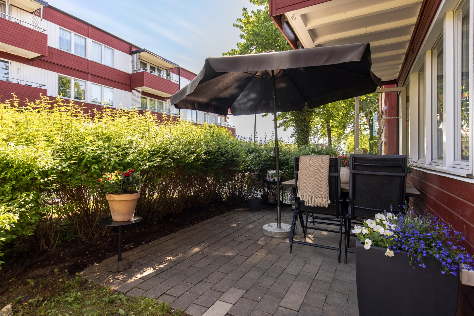 Bostadsbild från Ljuskärrsvägen 70, Såld i Ljuskärrsberget - Saltsjöbaden, Nacka