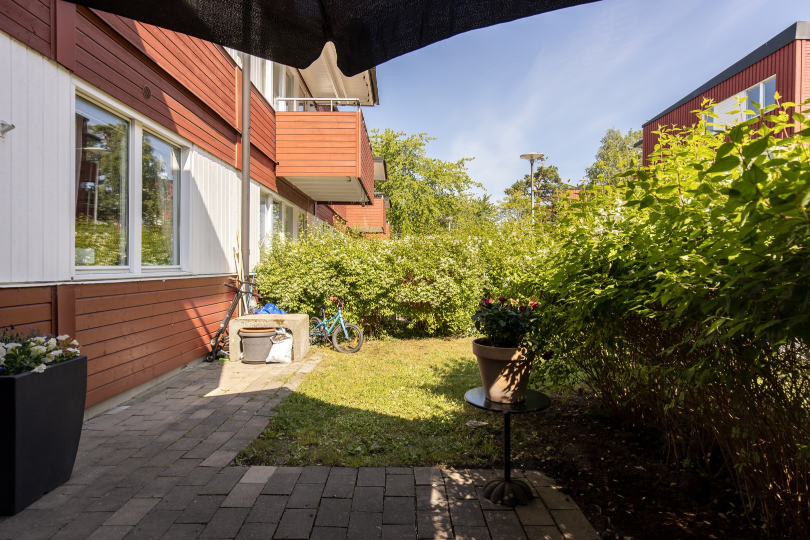 Bostadsbild från Ljuskärrsvägen 70, Såld i Ljuskärrsberget - Saltsjöbaden, Nacka