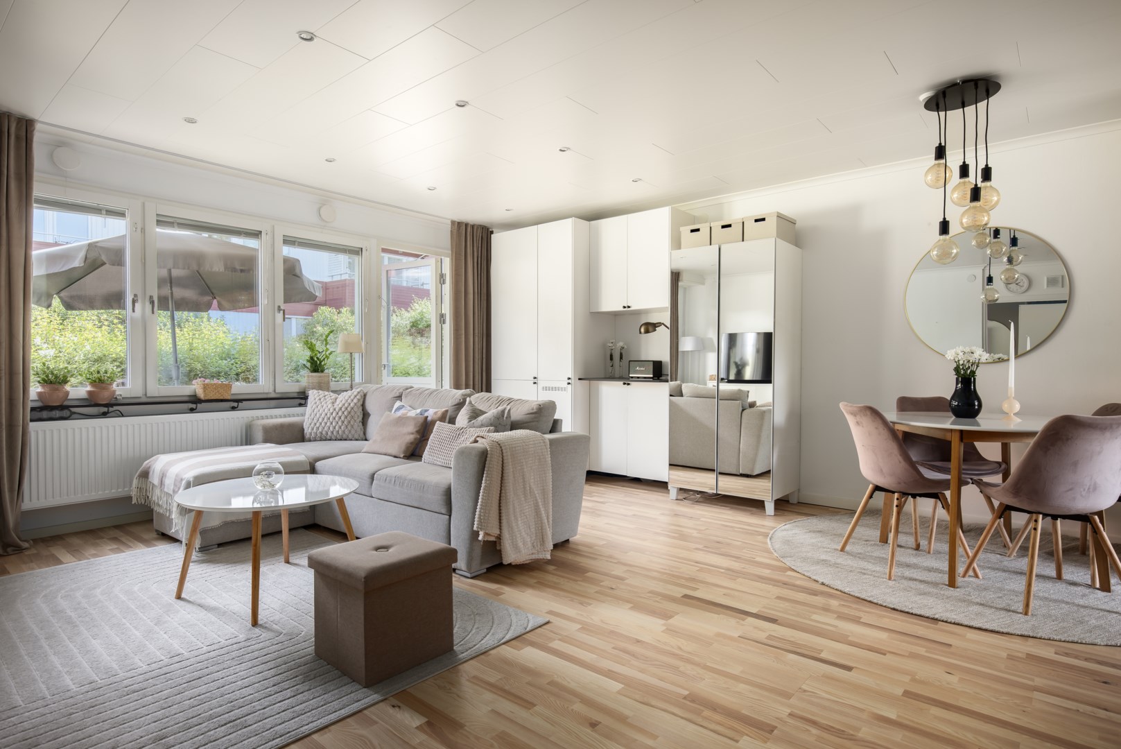 Bostadsbild från Ljuskärrsvägen 70, Såld i Ljuskärrsberget - Saltsjöbaden, Nacka