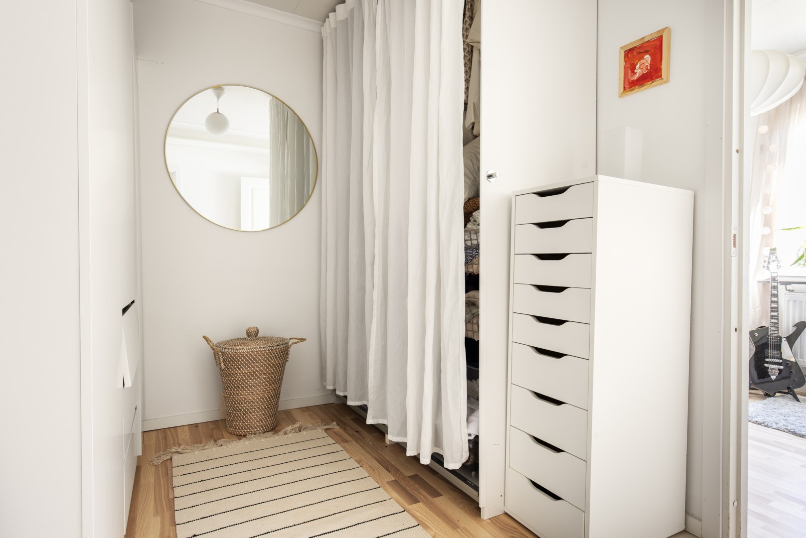 Bostadsbild från Ljuskärrsvägen 70, Såld i Ljuskärrsberget - Saltsjöbaden, Nacka