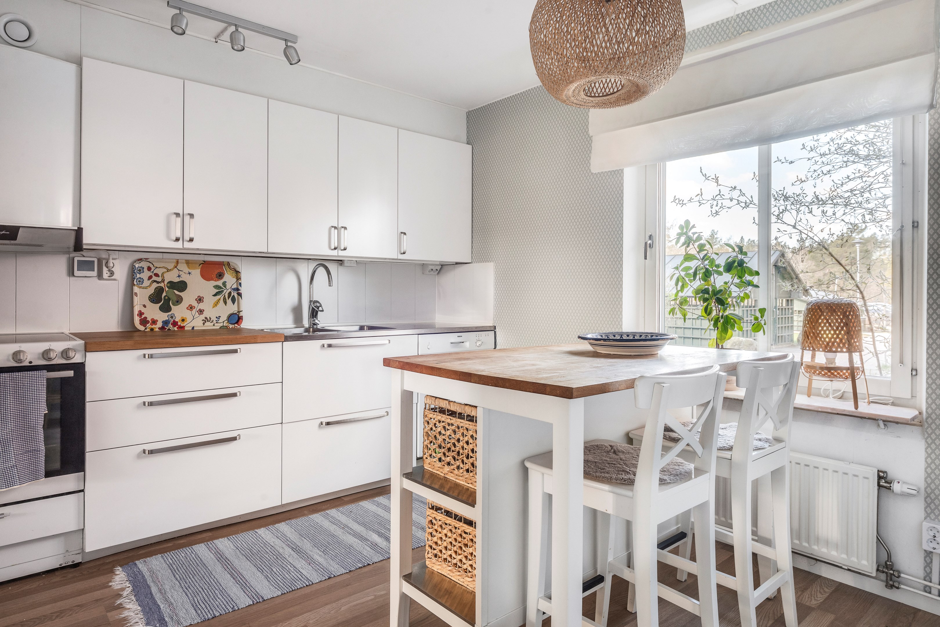 Bostadsbild från Eksätravägen 132, Såld i Södra Gottsunda, Uppsala
