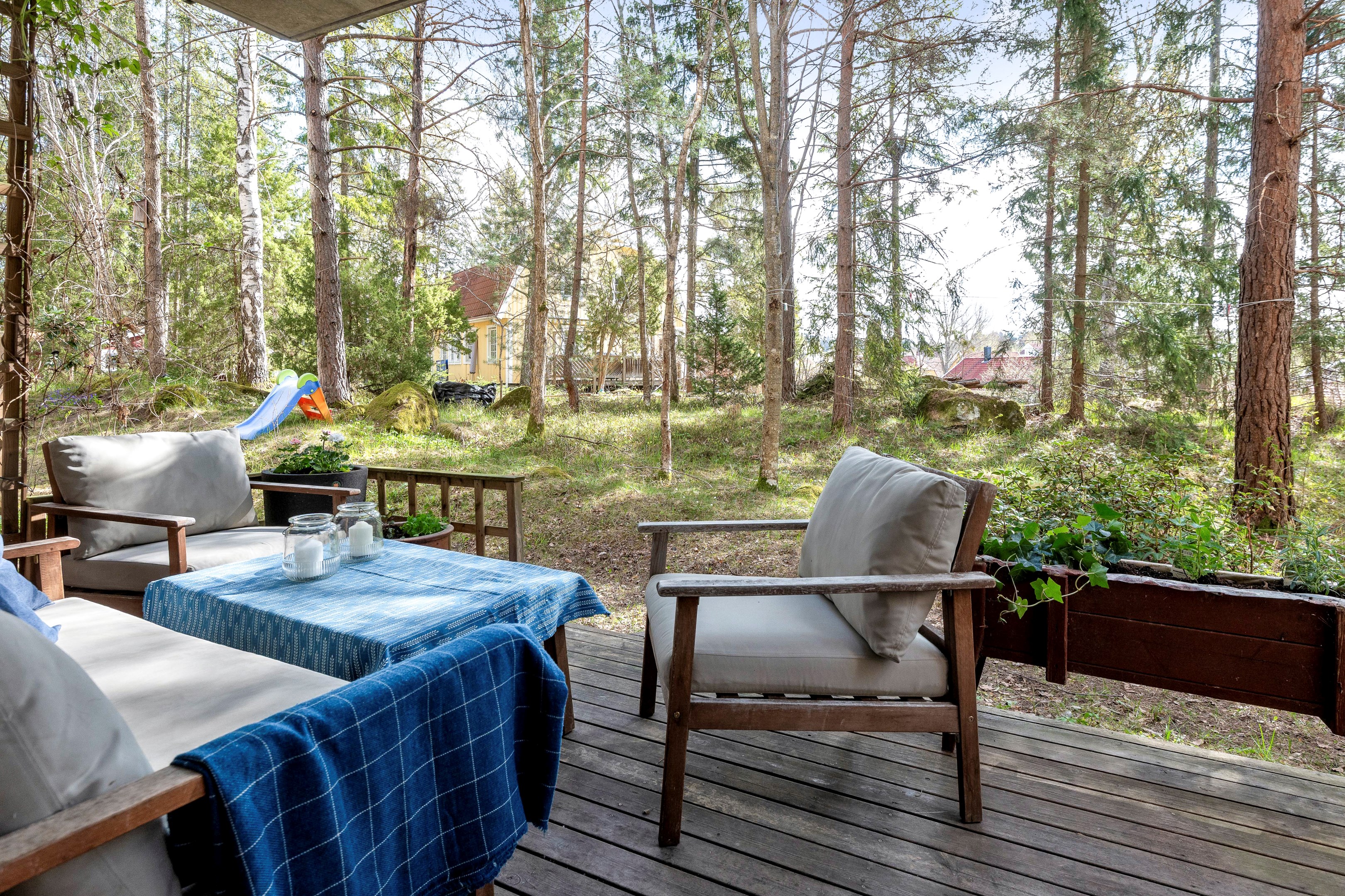 Bostadsbild från Eksätravägen 132, Såld i Södra Gottsunda, Uppsala