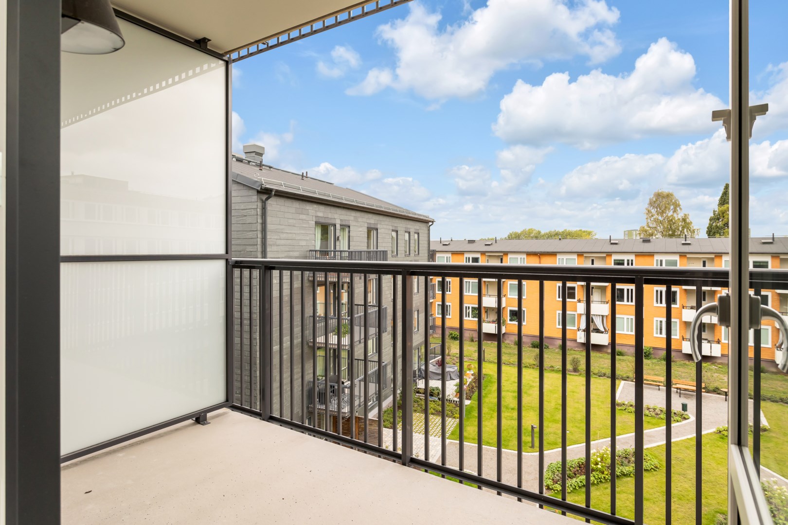 Bostadsbild från Gränby bilgata 28, Såld i Gränby, Uppsala