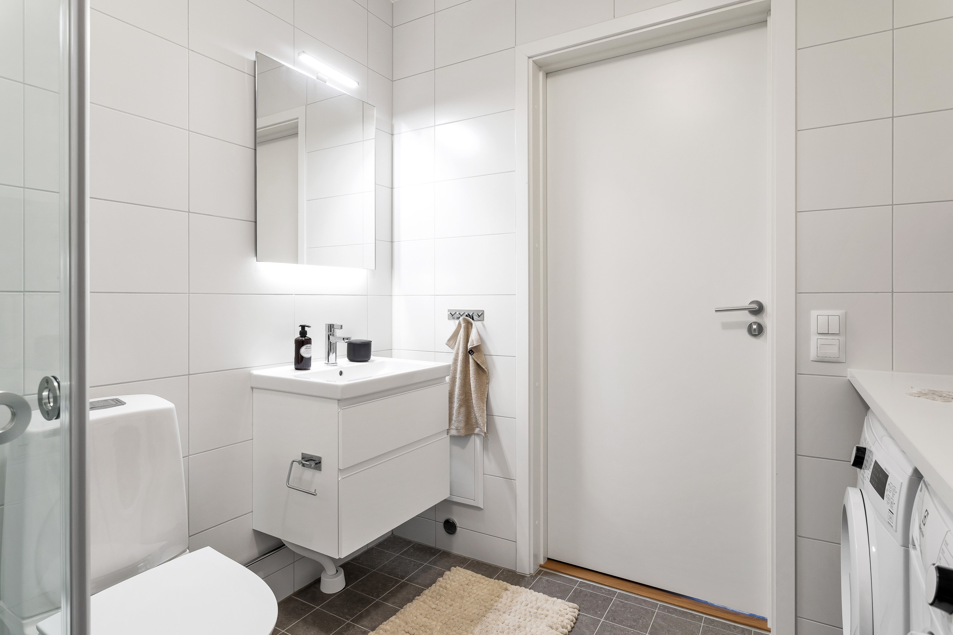 Bostadsbild från Gränby bilgata 28, Såld i Gränby, Uppsala