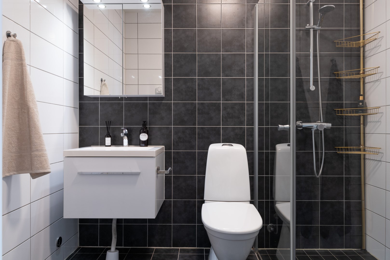 Bostadsbild från Koordinatvägen 21, Såld i Skälby, Västerås