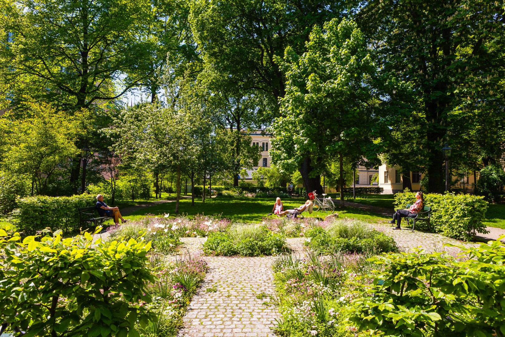 Bostadsbild från Dalagatan 8, Såld i Vasastan, Stockholm