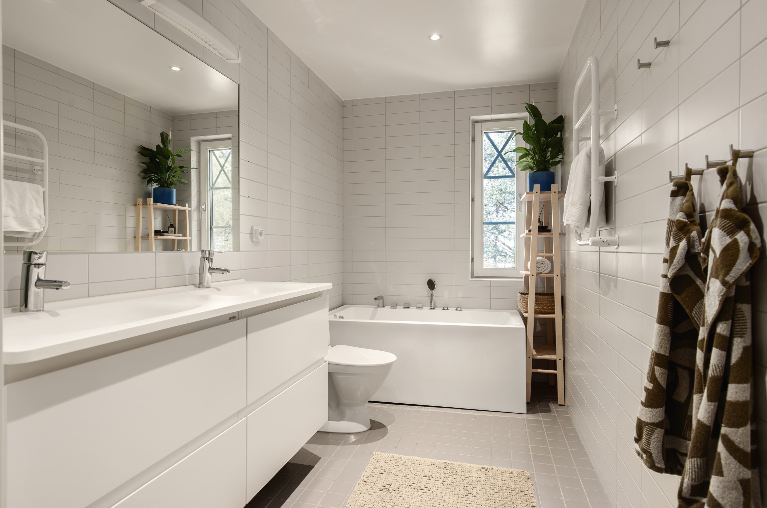 Bostadsbild från Tollarevägen 4, 4/4tr, Till salu i Tollare, Nacka