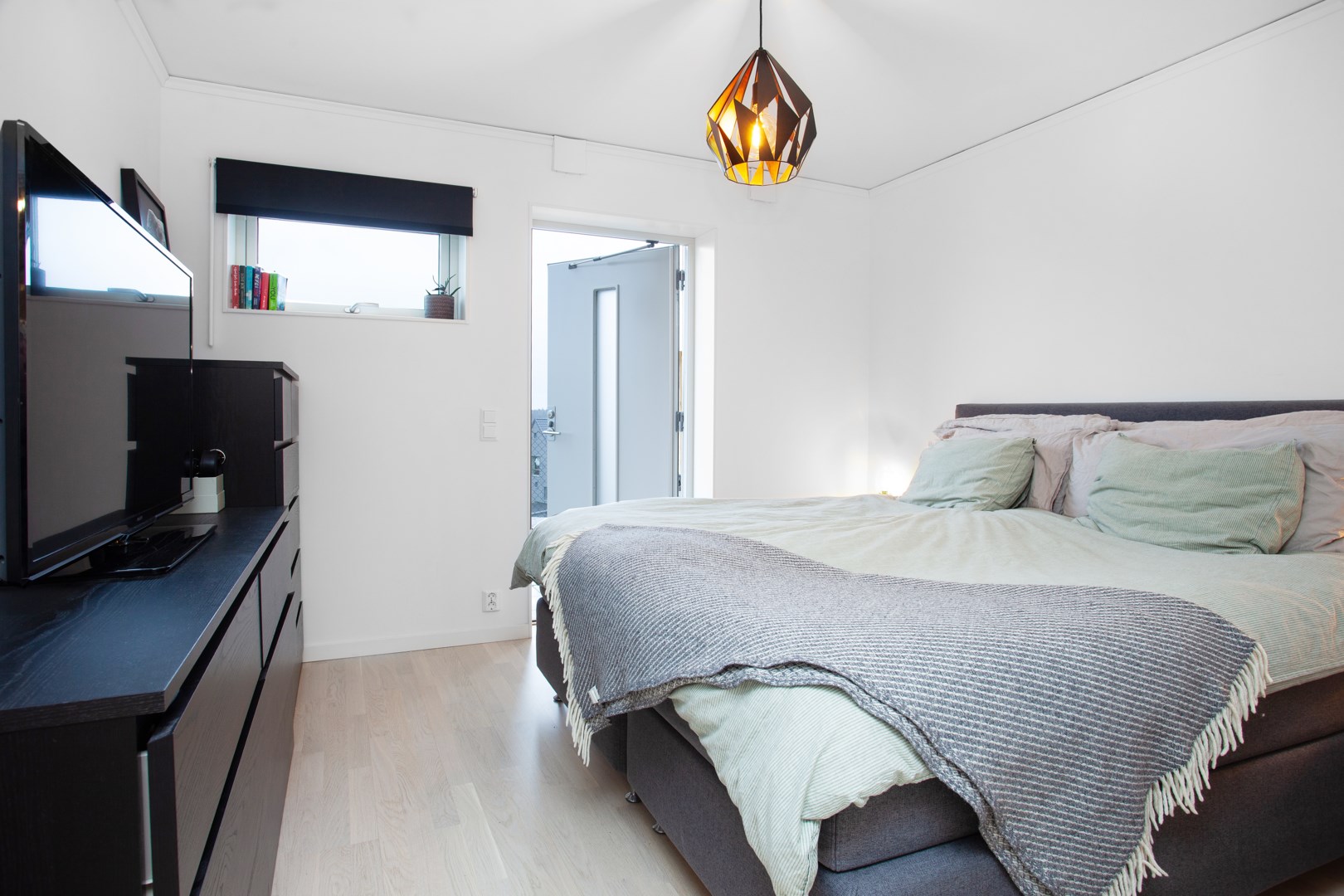 Bostadsbild från Molnstigen 39D, Kommande i Väsjön, Sollentuna