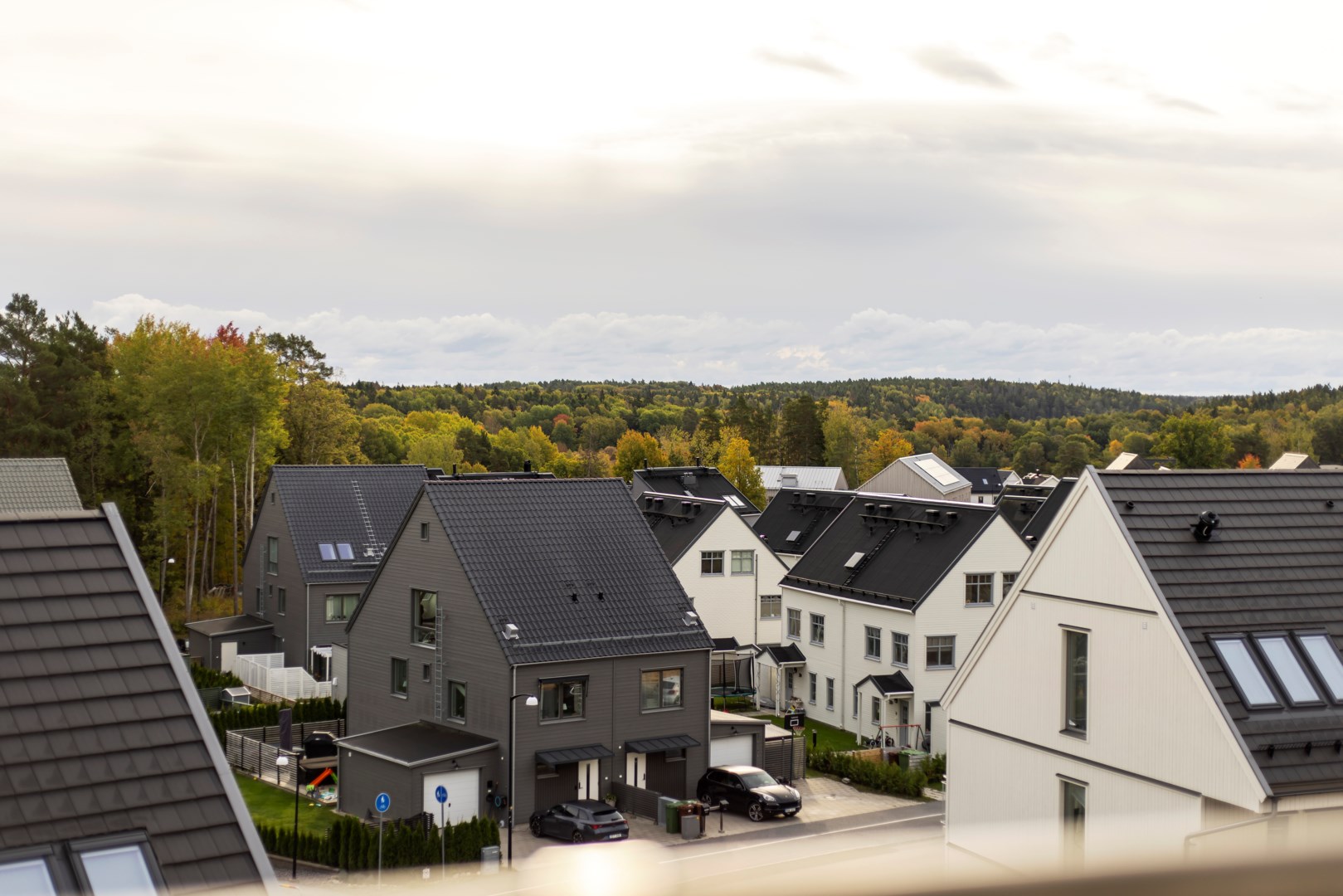 Bostadsbild från Molnstigen 39D, Kommande i Väsjön, Sollentuna