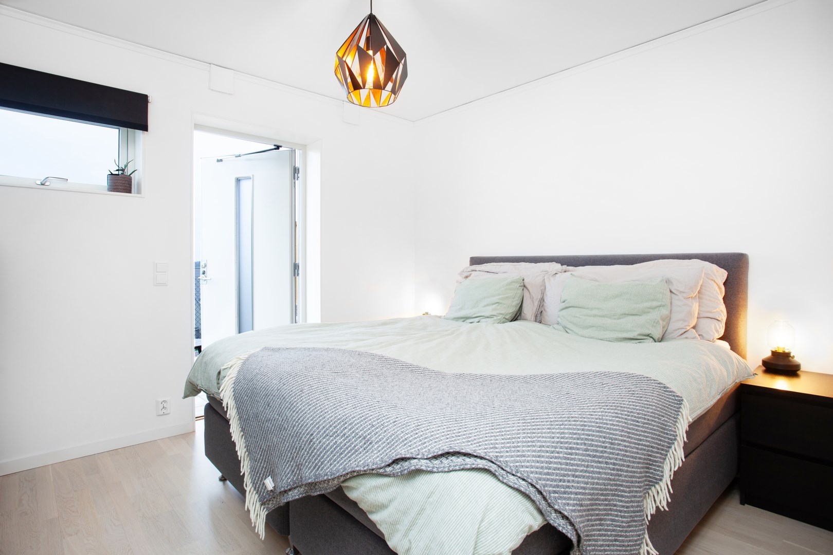 Bostadsbild från Molnstigen 39D, Kommande i Väsjön, Sollentuna