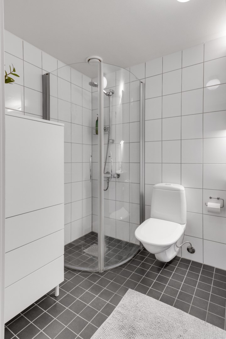 Bostadsbild från Milstensvägen 98, Såld i Herrhagen, Uppsala