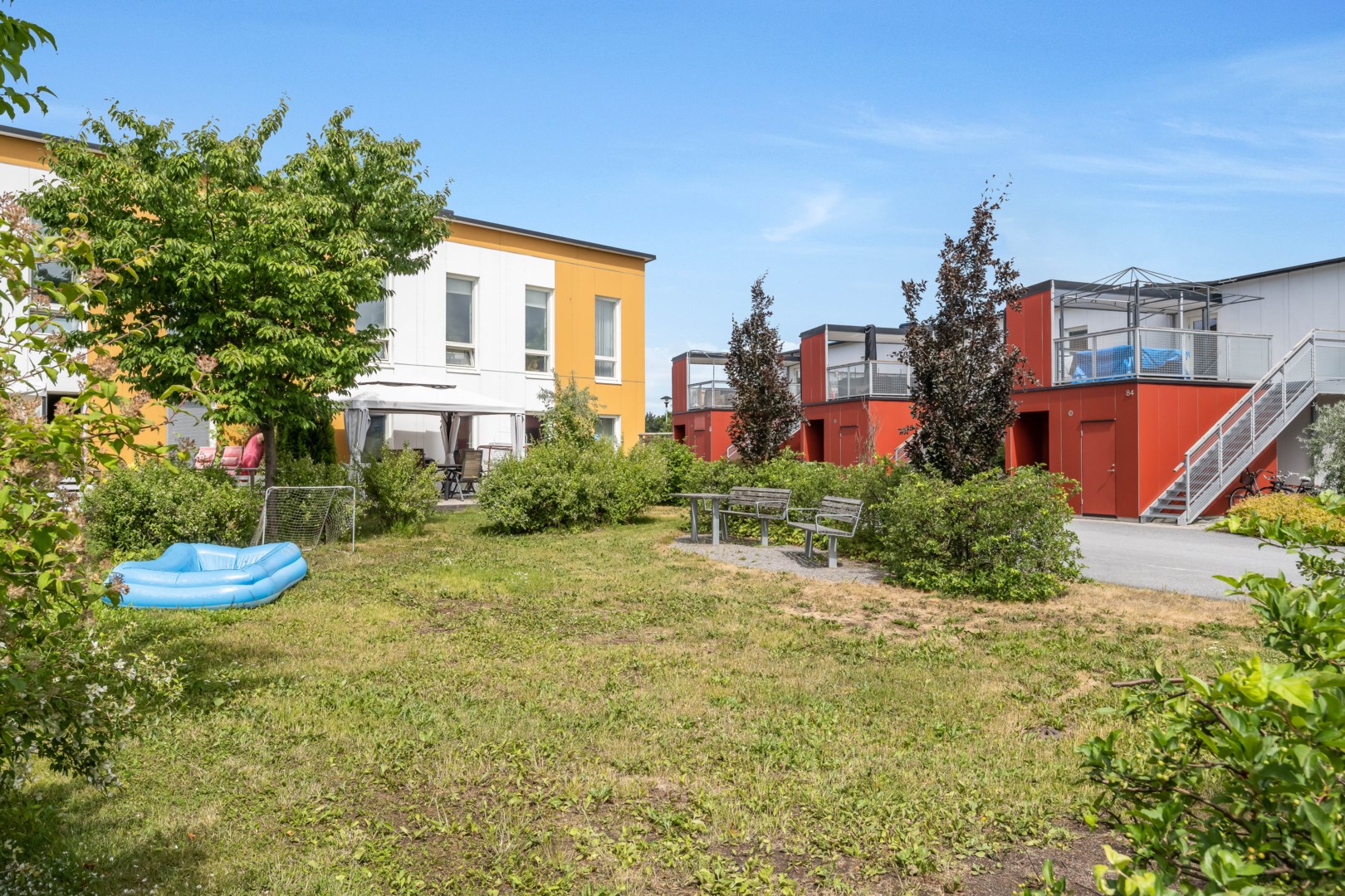 Bostadsbild från Milstensvägen 98, Såld i Herrhagen, Uppsala