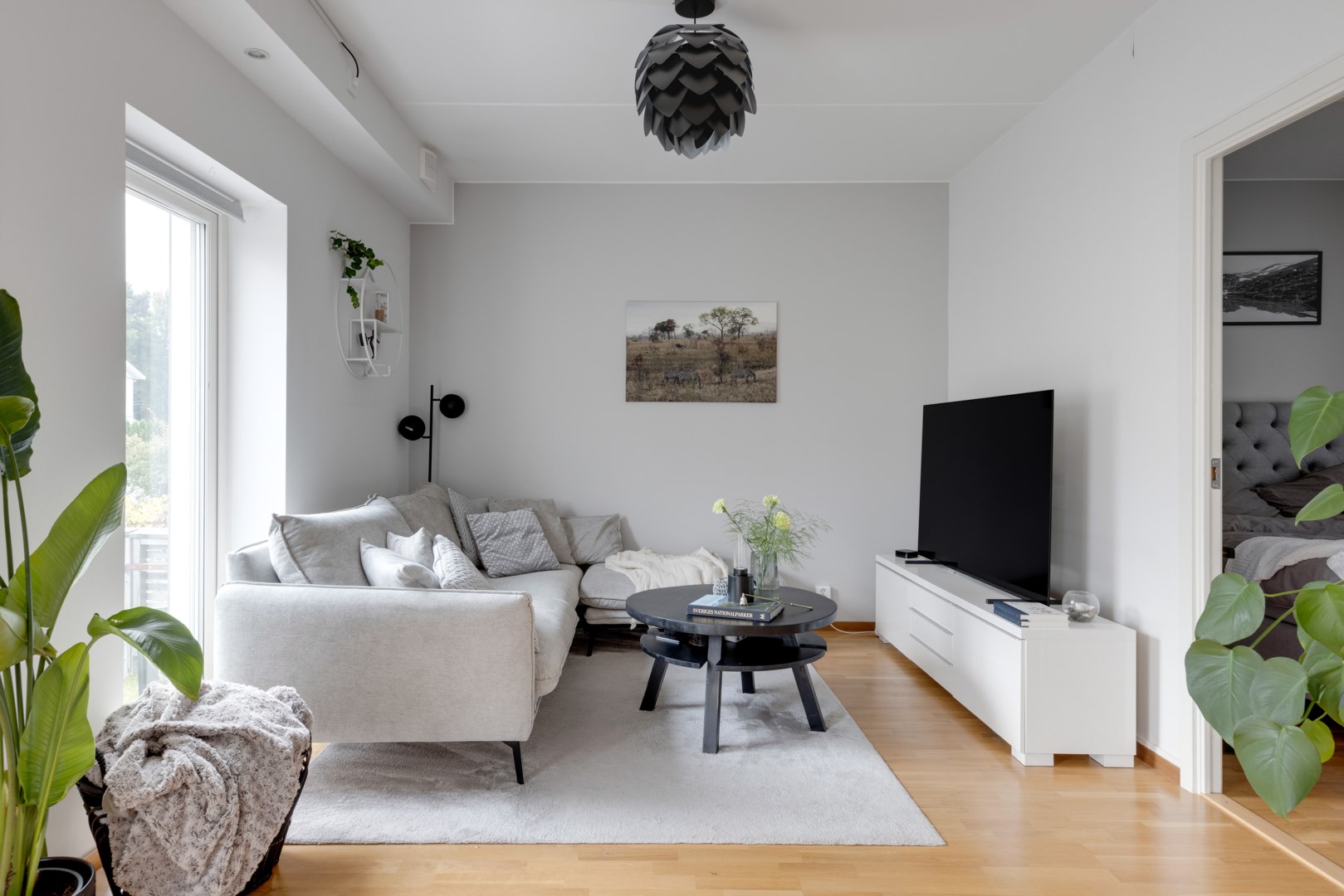 Bostadsbild från Milstensvägen 98, Såld i Herrhagen, Uppsala