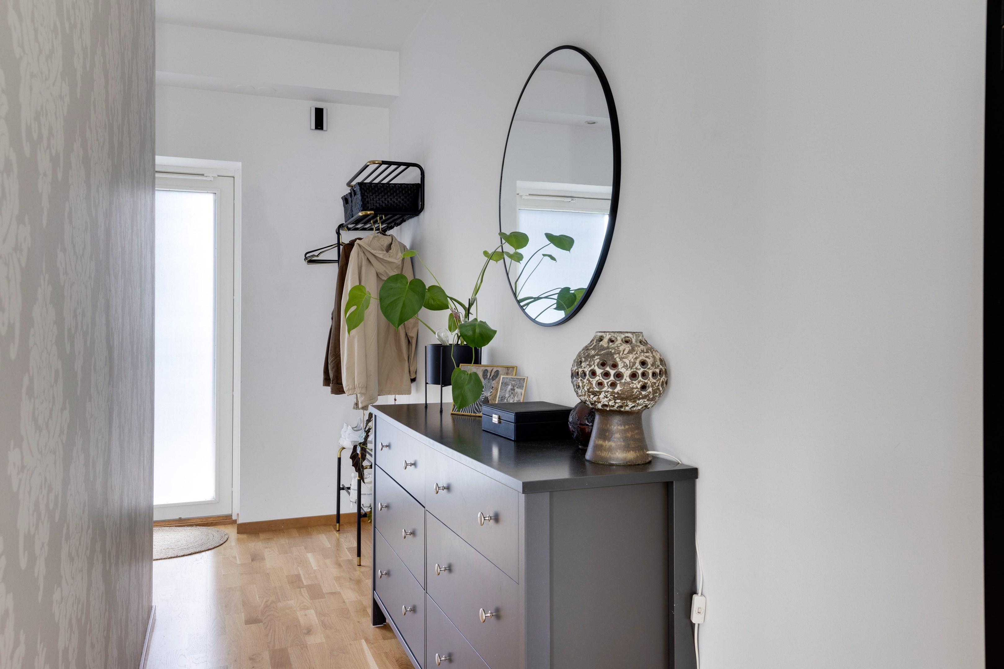 Bostadsbild från Milstensvägen 98, Såld i Herrhagen, Uppsala