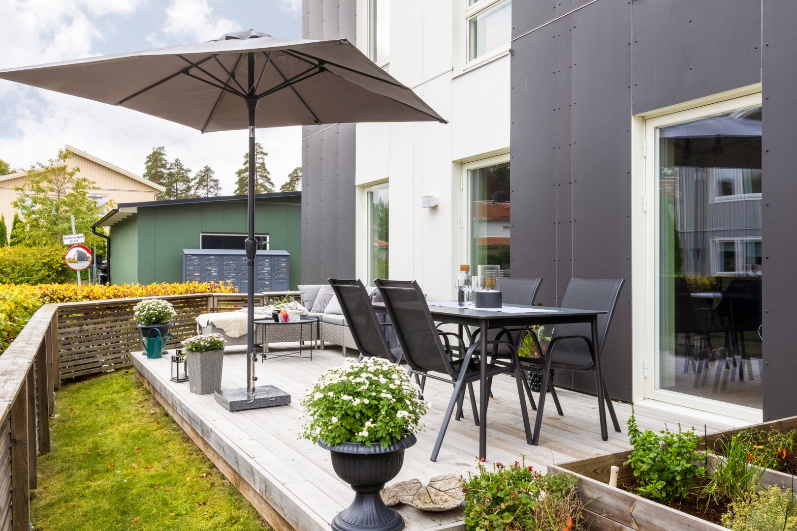 Bostadsbild från Milstensvägen 98, Såld i Herrhagen, Uppsala