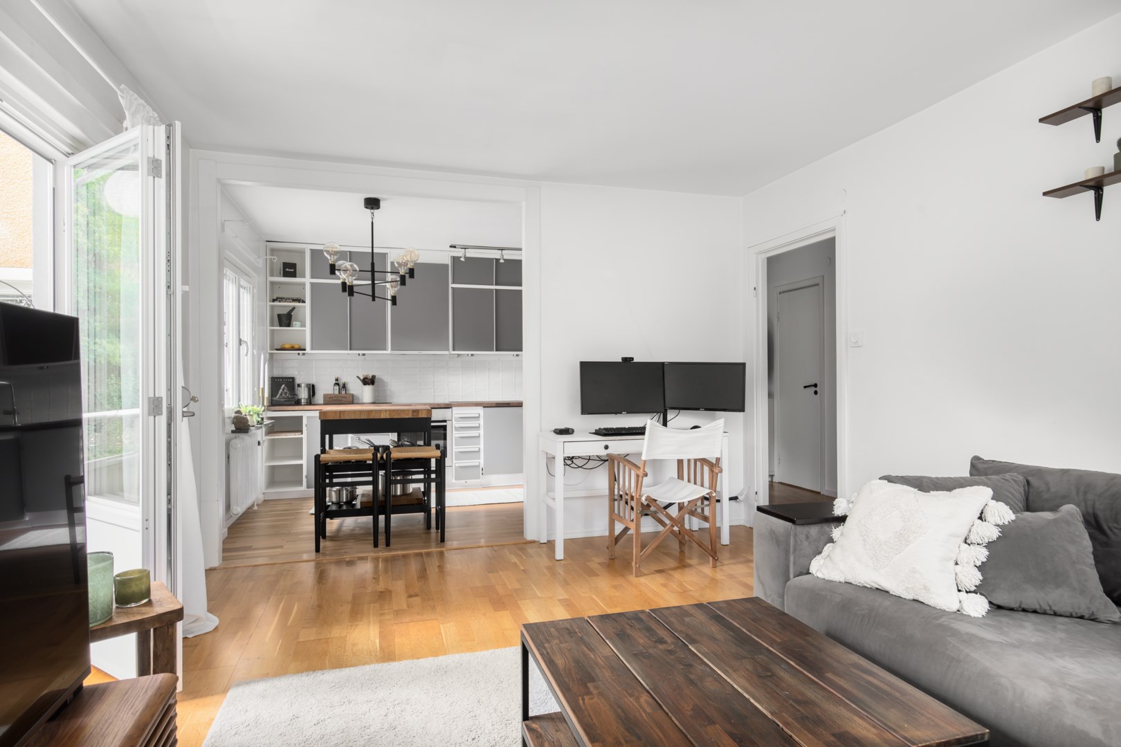 Bostadsbild från Beckasinvägen 37, Såld i Saltängen, Nacka