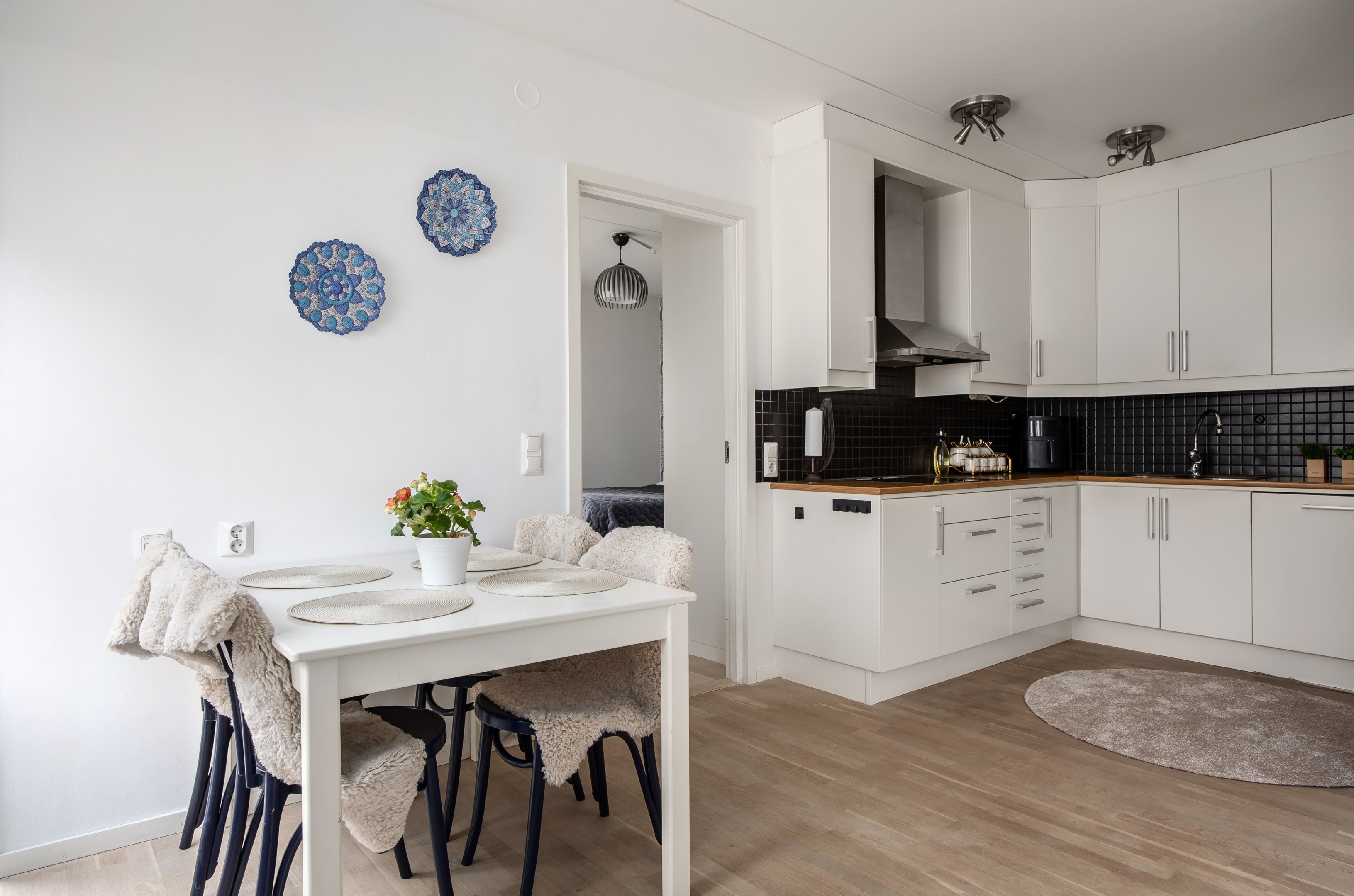 Bostadsbild från Barnhemsvägen 8, Till salu i Skuru, Nacka