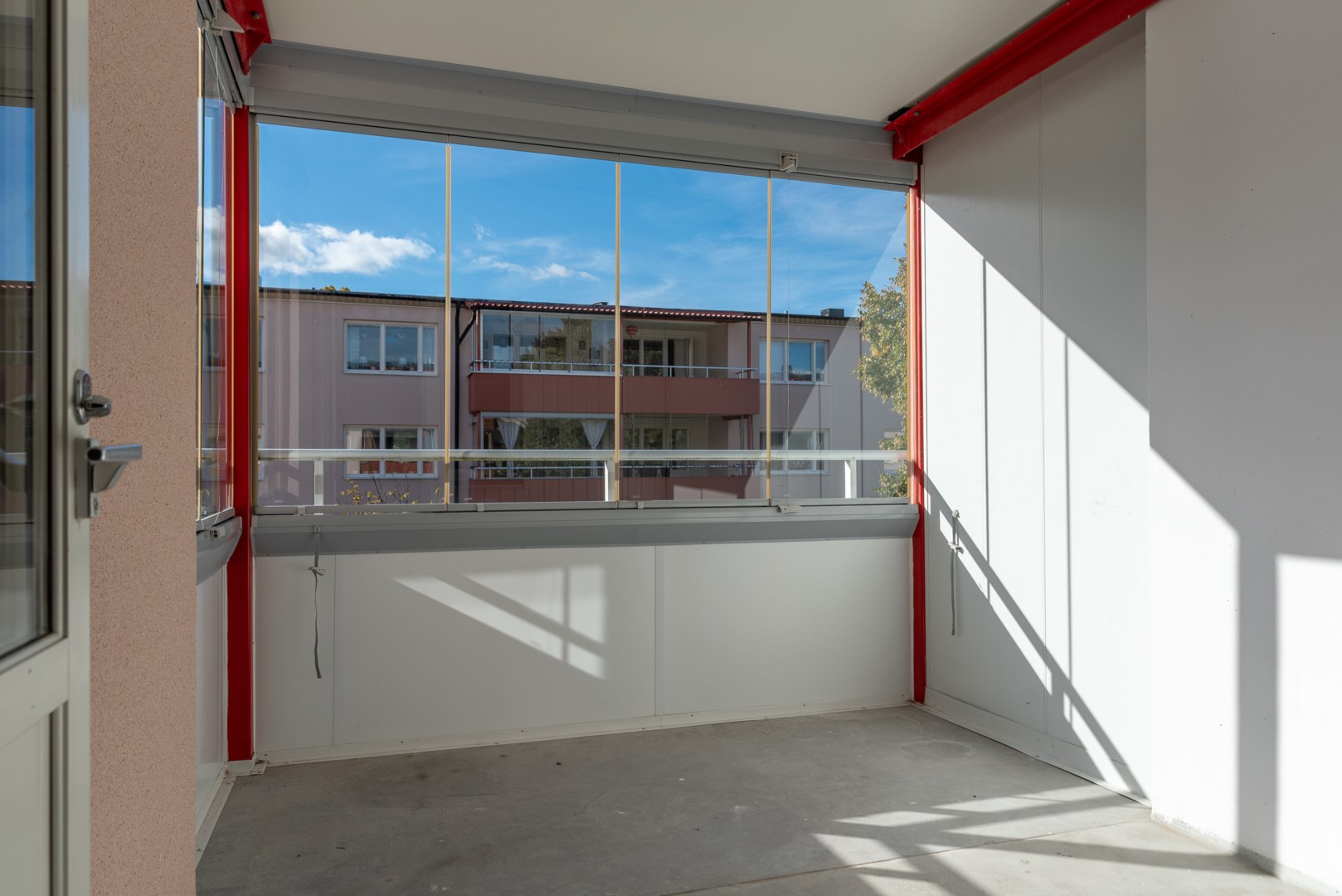 Bostadsbild från Flisavägen 17, Såld i Bjurhovda, Västerås