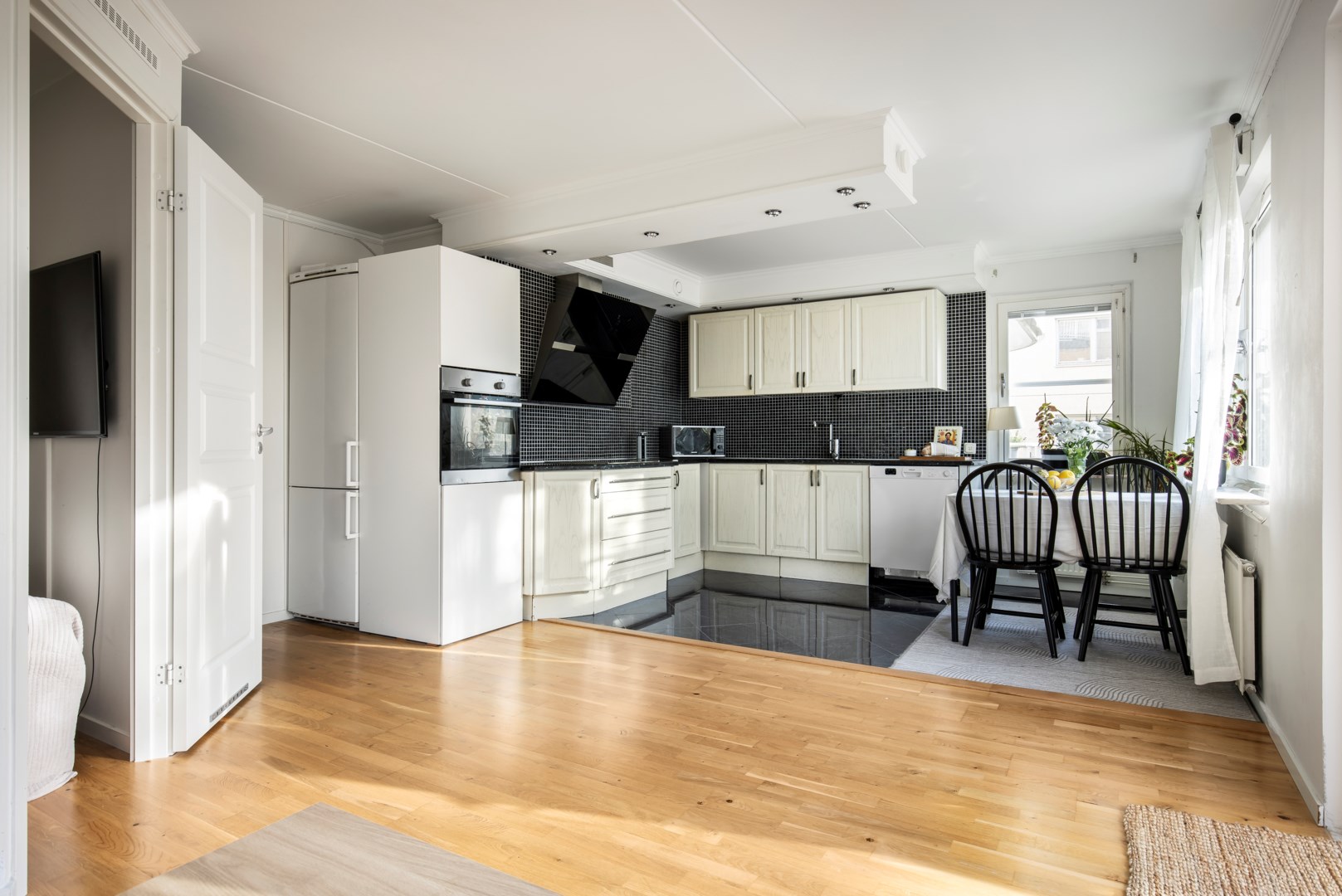 Bostadsbild från Kantatvägen 25, Såld i Nacka Forum, Nacka