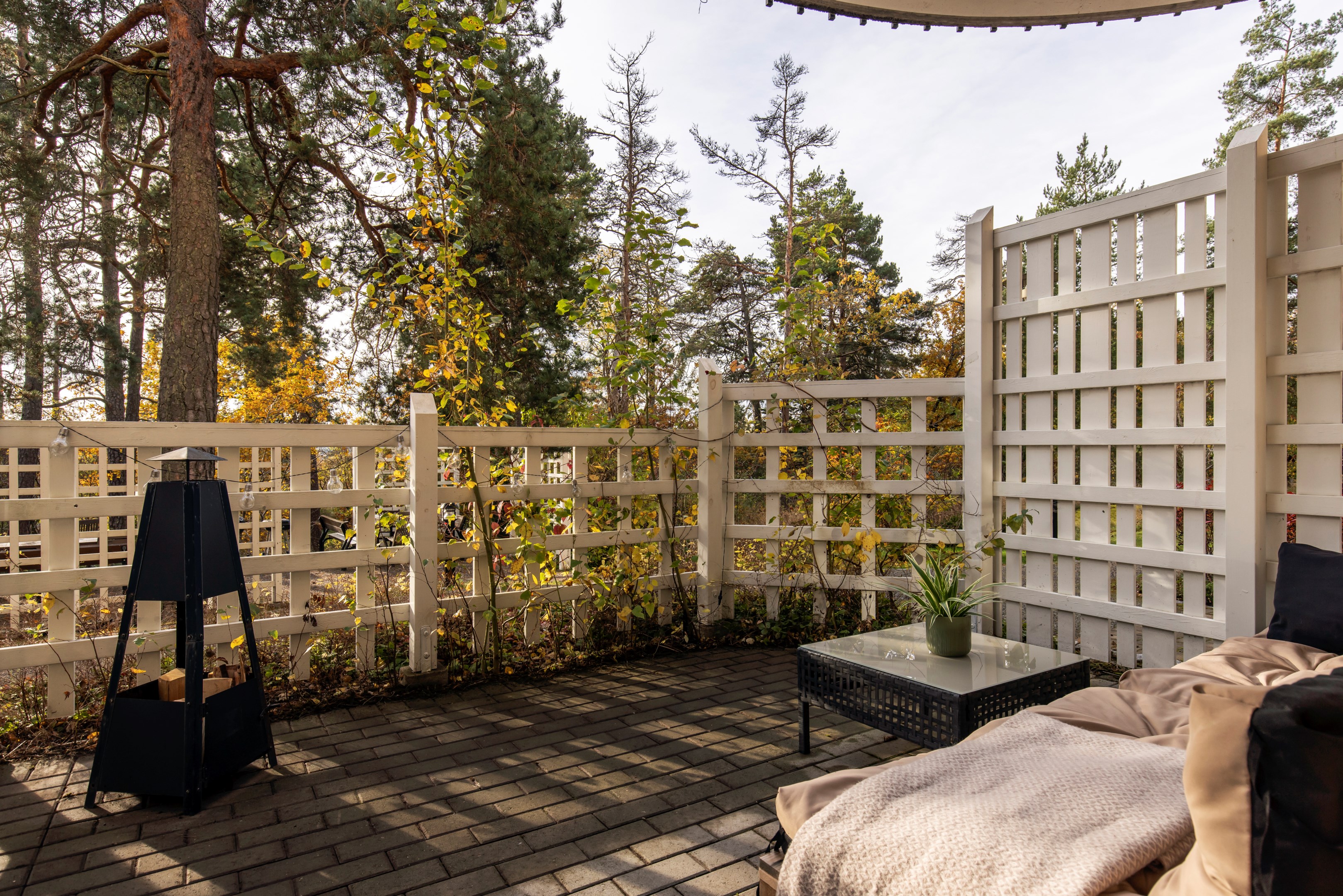 Bostadsbild från Kantatvägen 25, Såld i Nacka Forum, Nacka