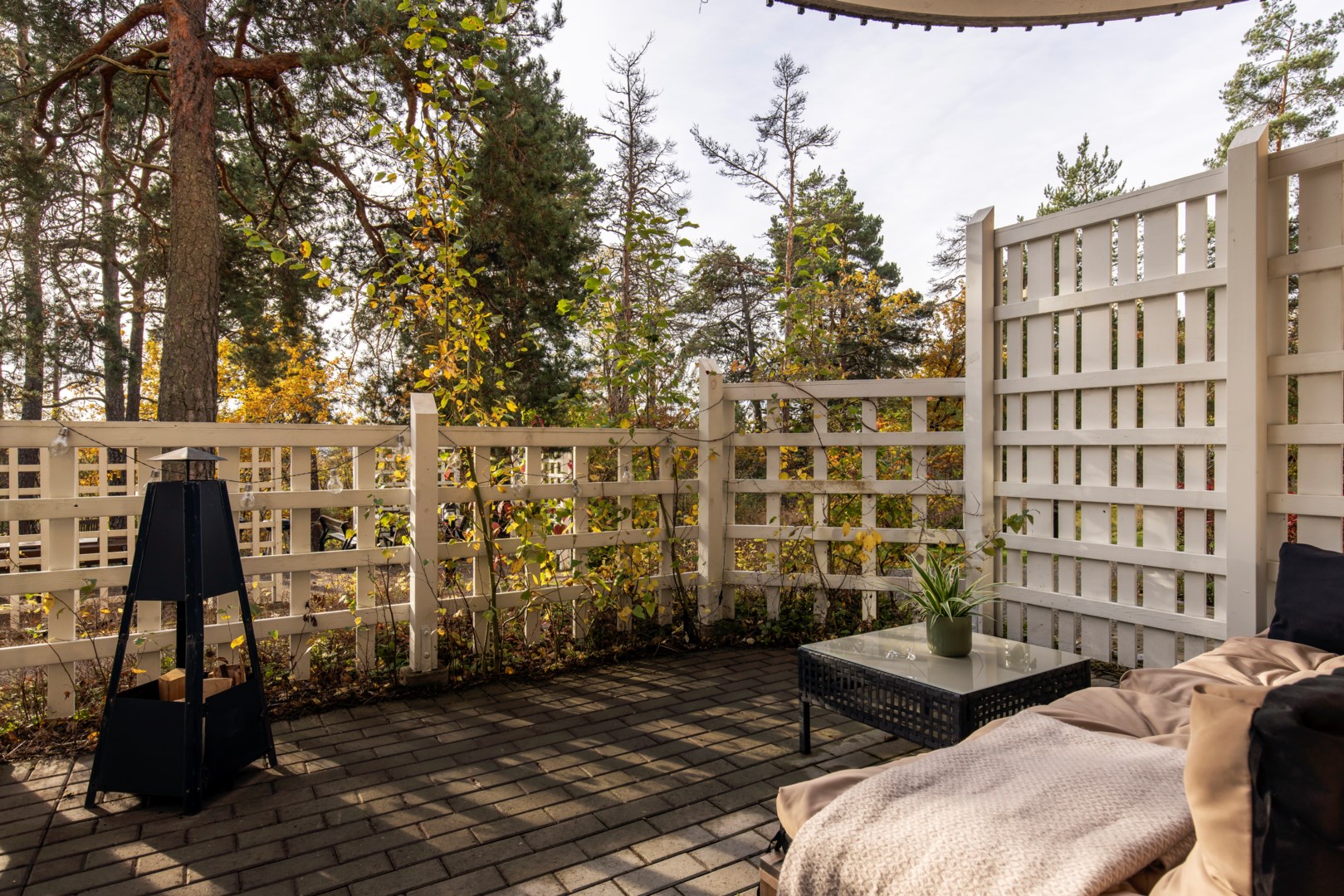 Bostadsbild från Kantatvägen 25, Såld i Nacka Forum, Nacka