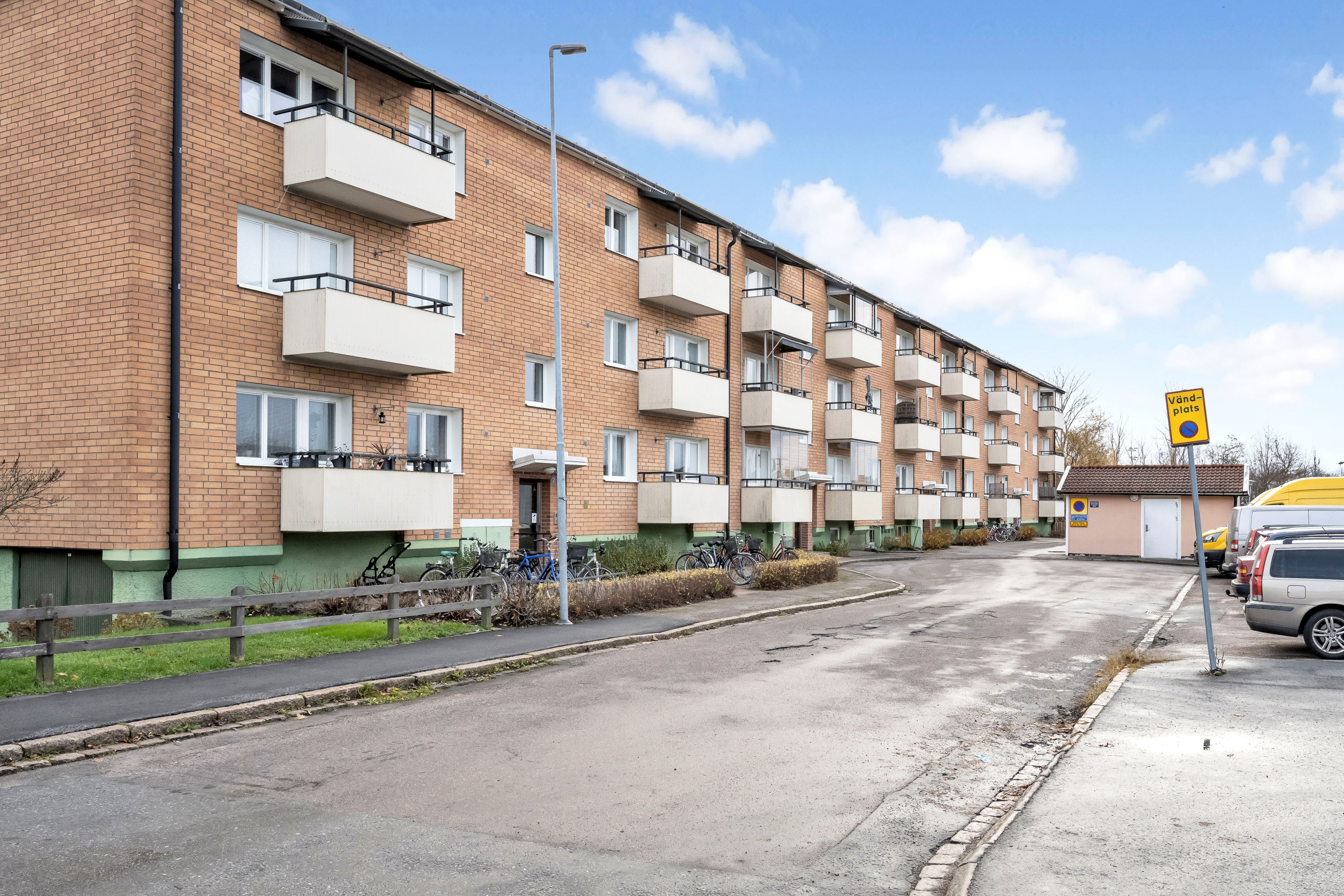 Bostadsbild från Johannelundsgatan 8, Såld i Salabacke, Uppsala