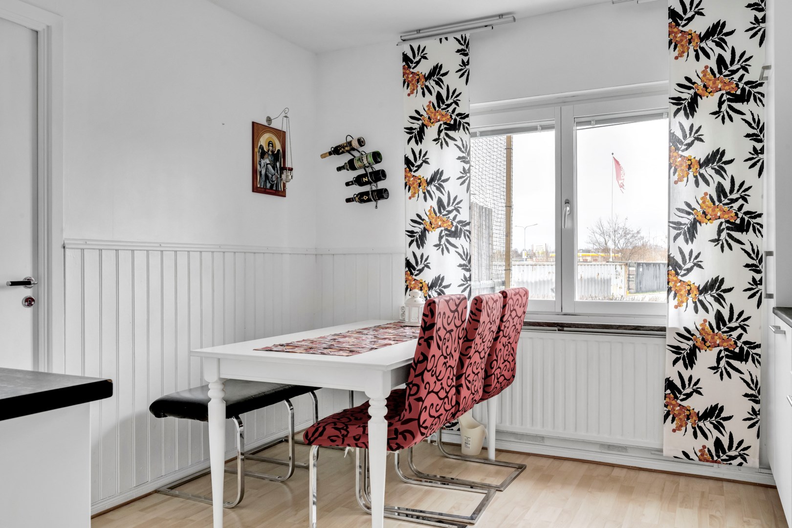 Bostadsbild från Johannelundsgatan 8, Såld i Salabacke, Uppsala