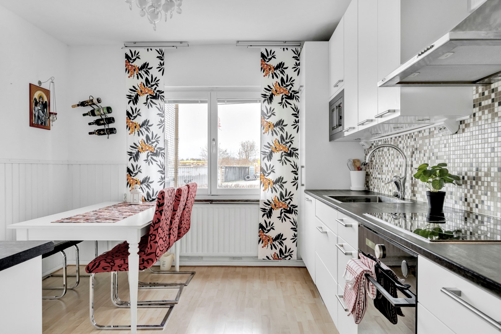 Bostadsbild från Johannelundsgatan 8, Såld i Salabacke, Uppsala