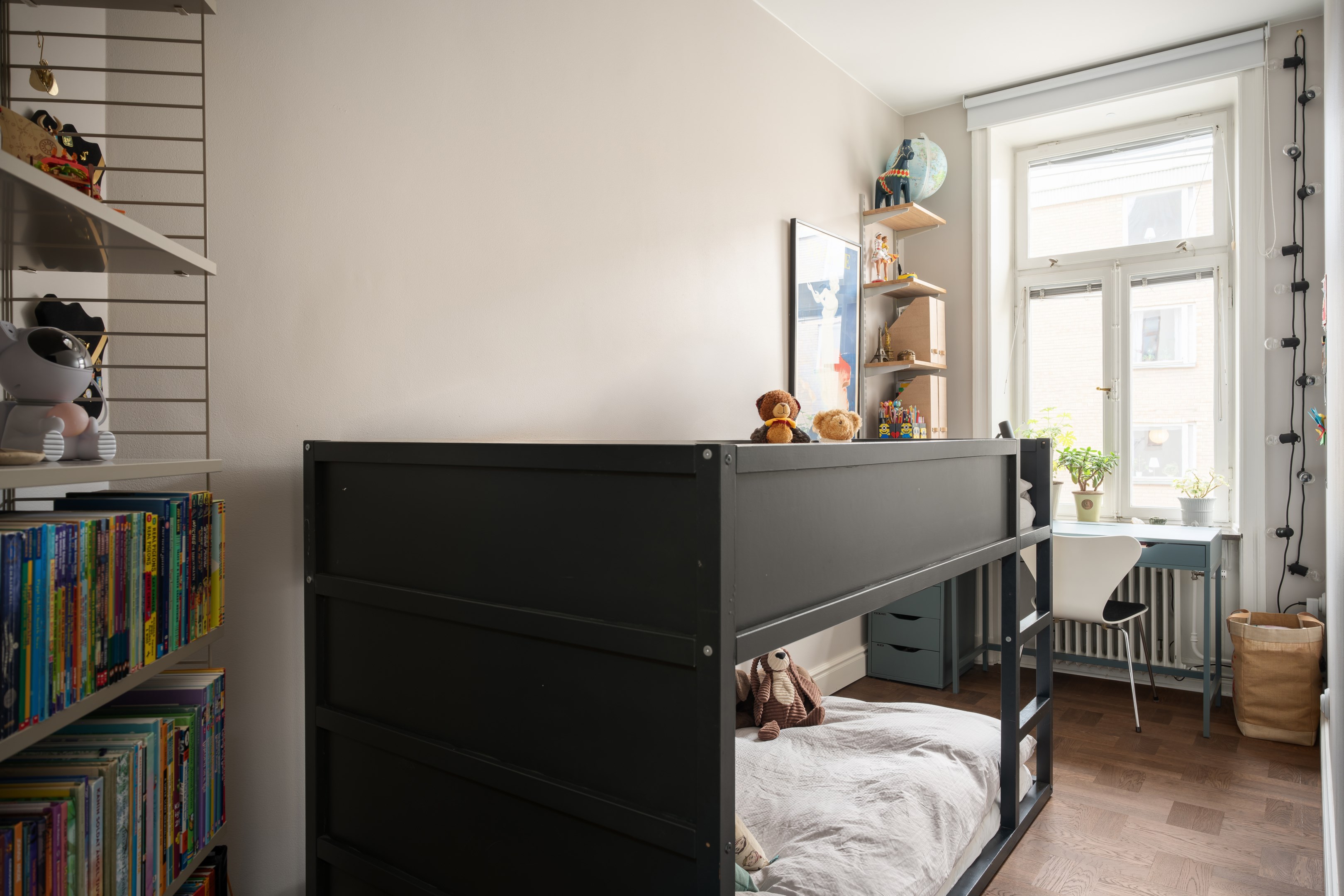 Bostadsbild från Frejgatan 46A, Kommande i Vasastan, Stockholm