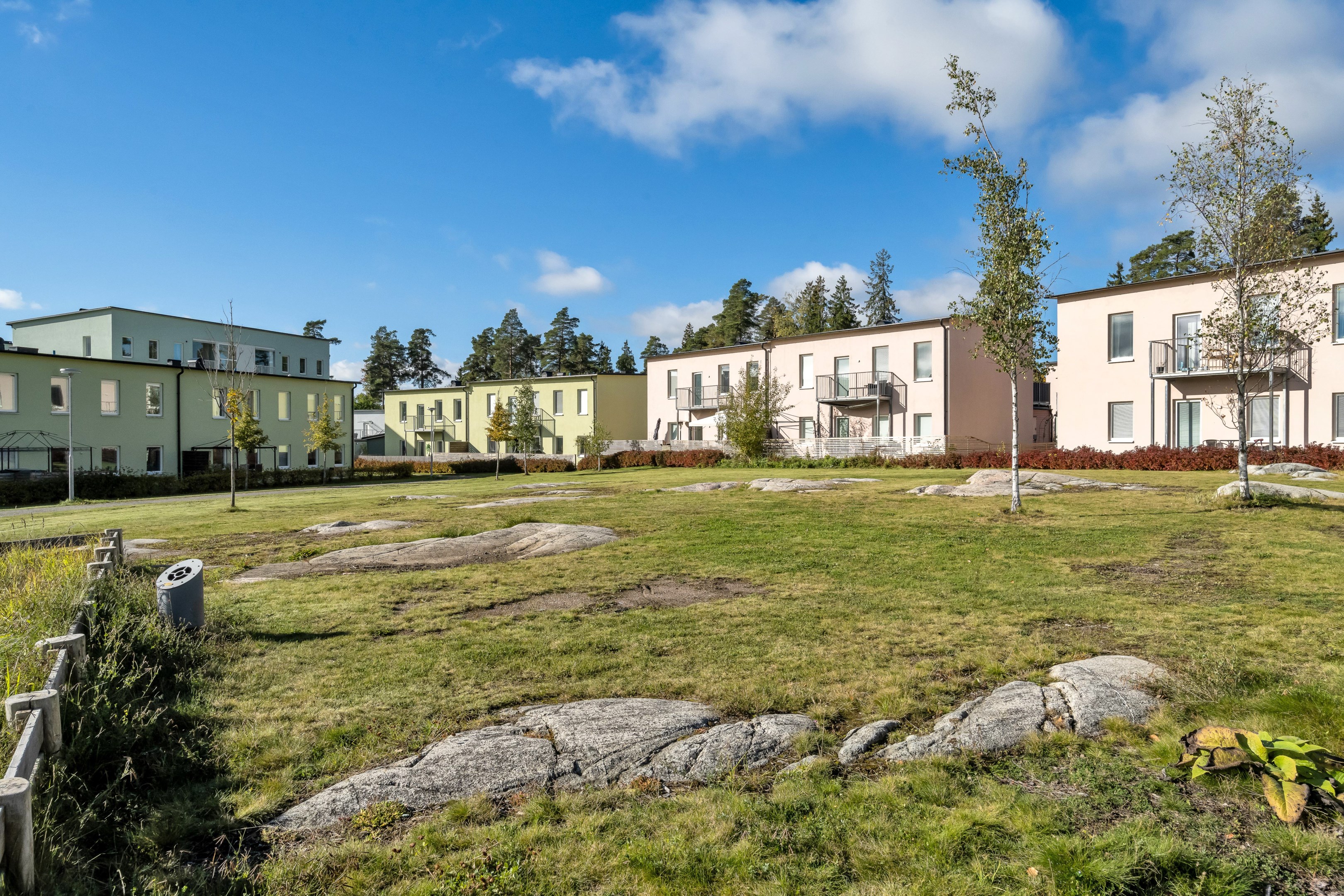 Bostadsbild från Opalvägen 101, Såld i Herrhagen, Uppsala