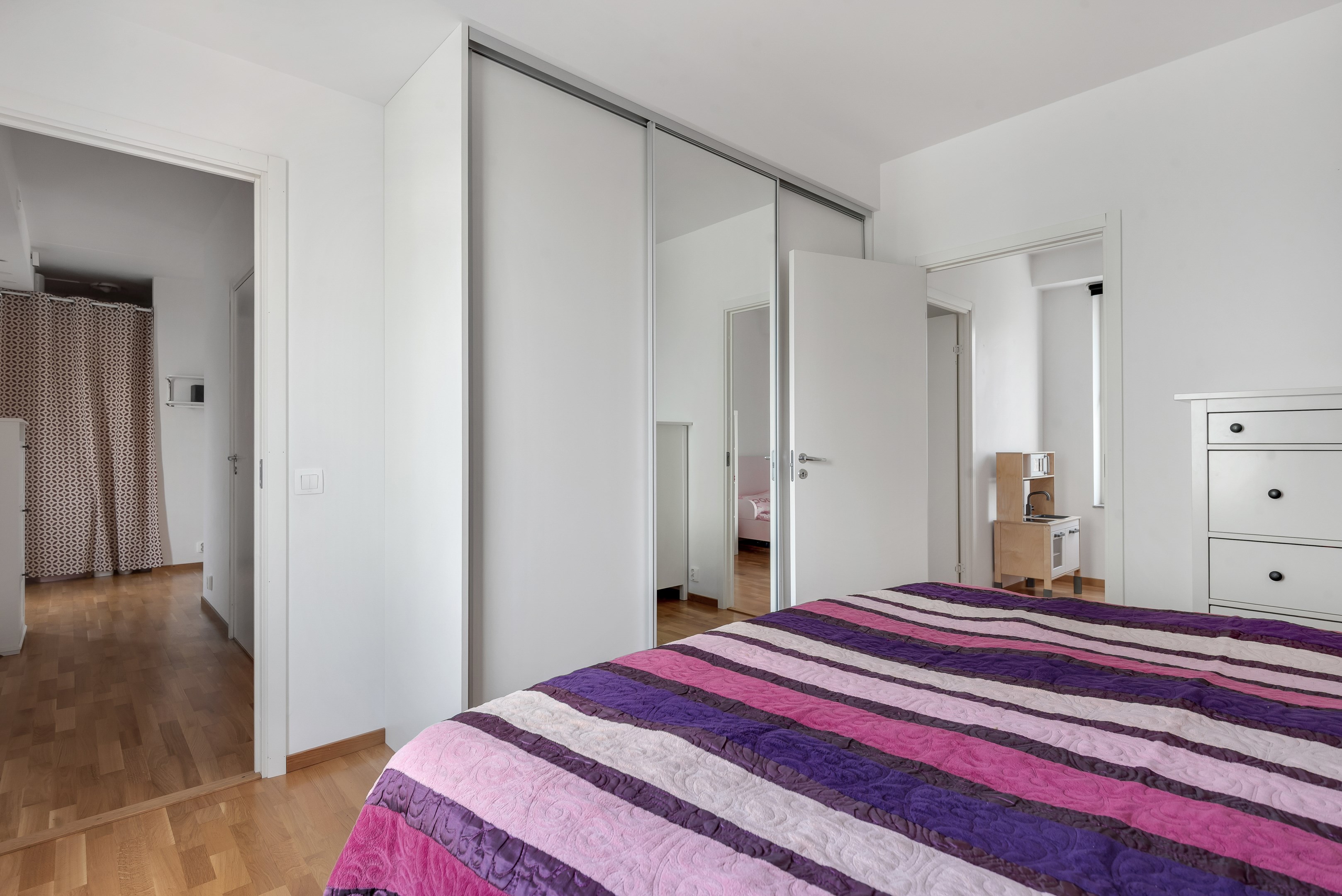 Bostadsbild från Opalvägen 101, Såld i Herrhagen, Uppsala