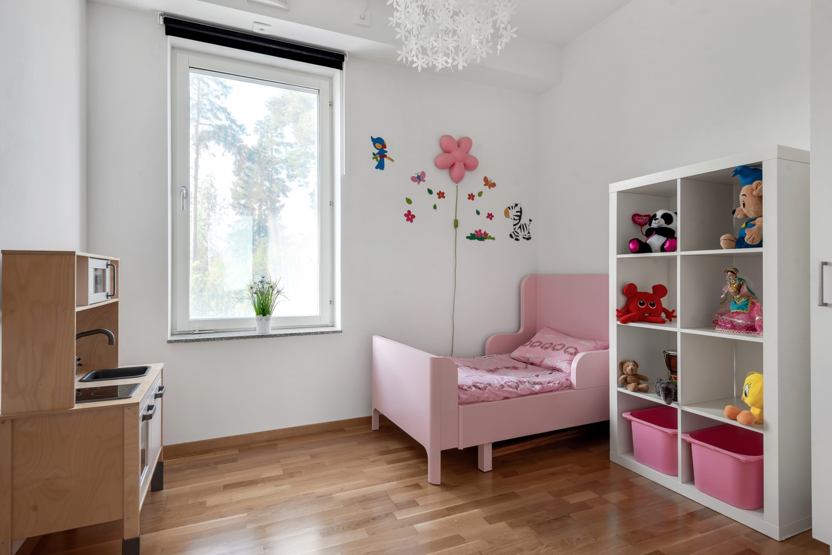 Bostadsbild från Opalvägen 101, Såld i Herrhagen, Uppsala