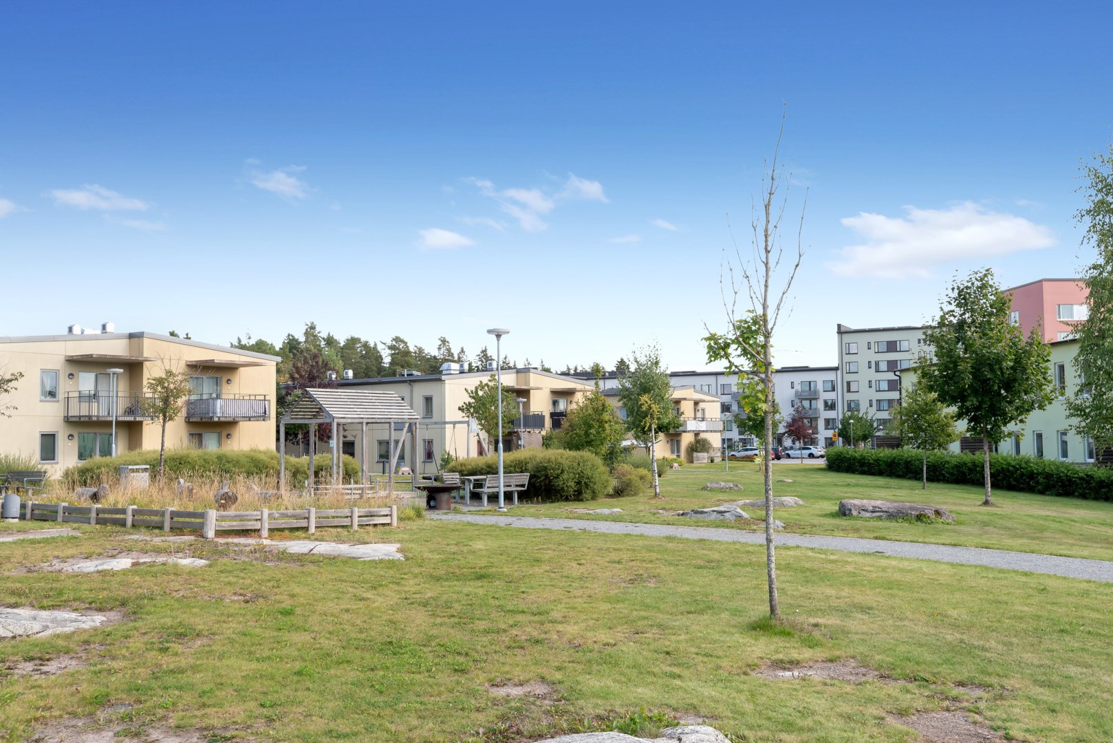 Bostadsbild från Opalvägen 101, Såld i Herrhagen, Uppsala