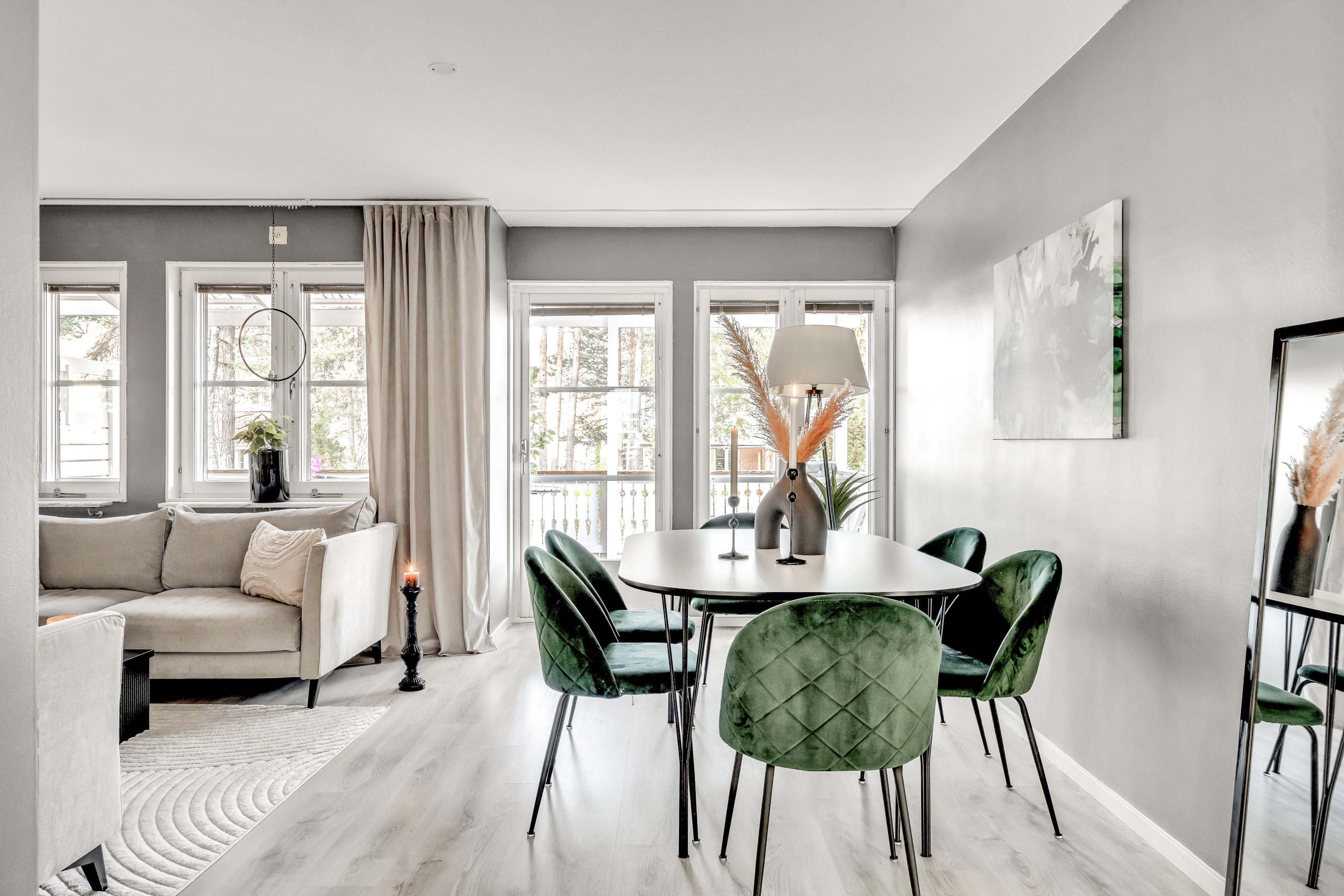 Bostadsbild från Dalaresan 34, Såld i Sävja, Uppsala