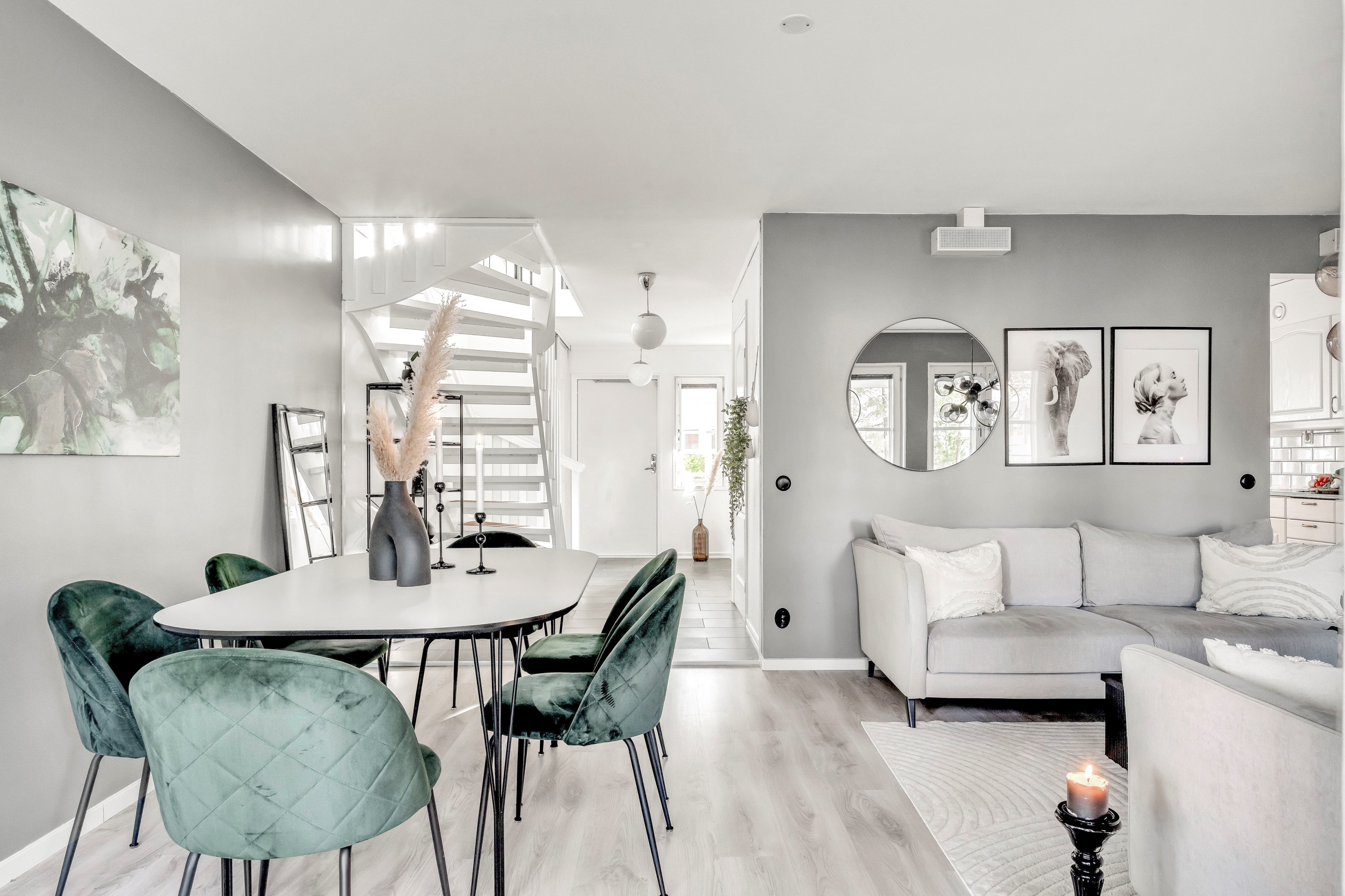 Bostadsbild från Dalaresan 34, Såld i Sävja, Uppsala