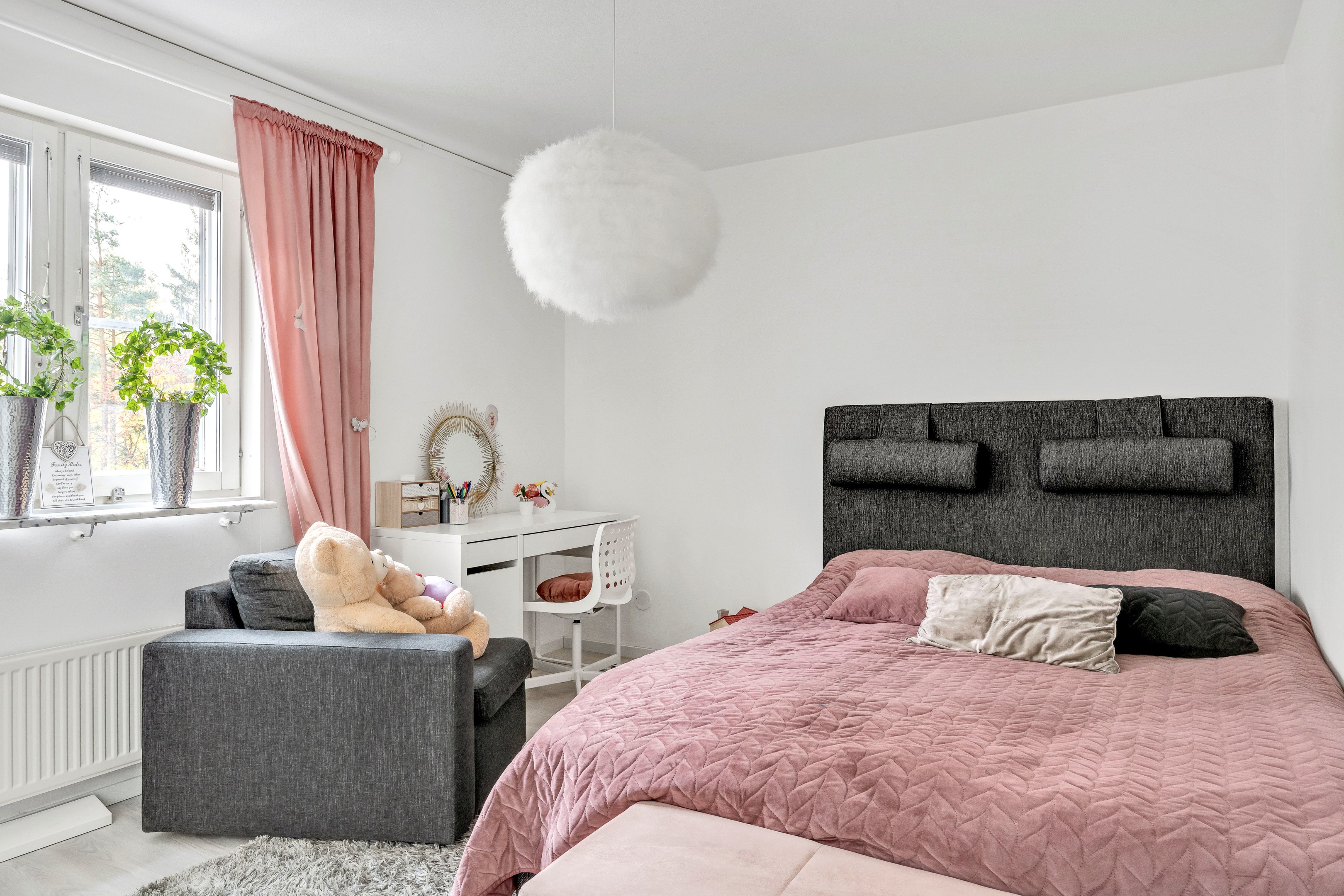 Bostadsbild från Dalaresan 34, Såld i Sävja, Uppsala