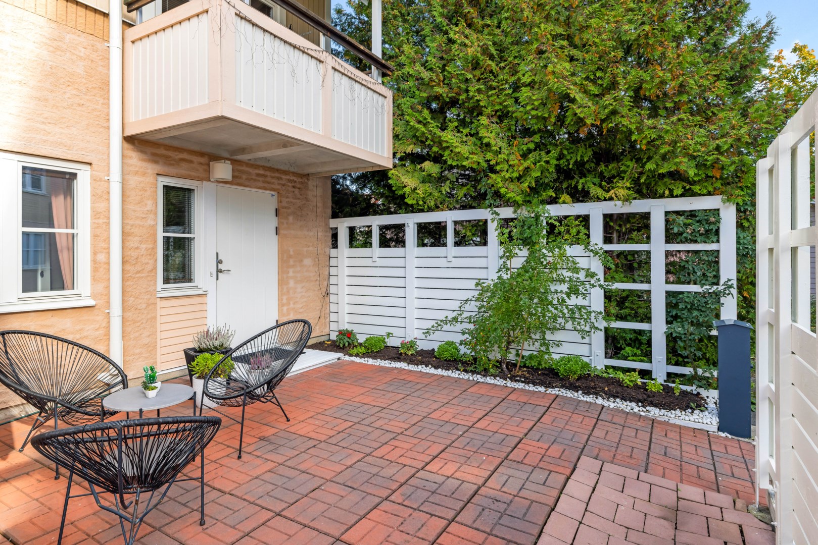 Bostadsbild från Dalaresan 34, Såld i Sävja, Uppsala