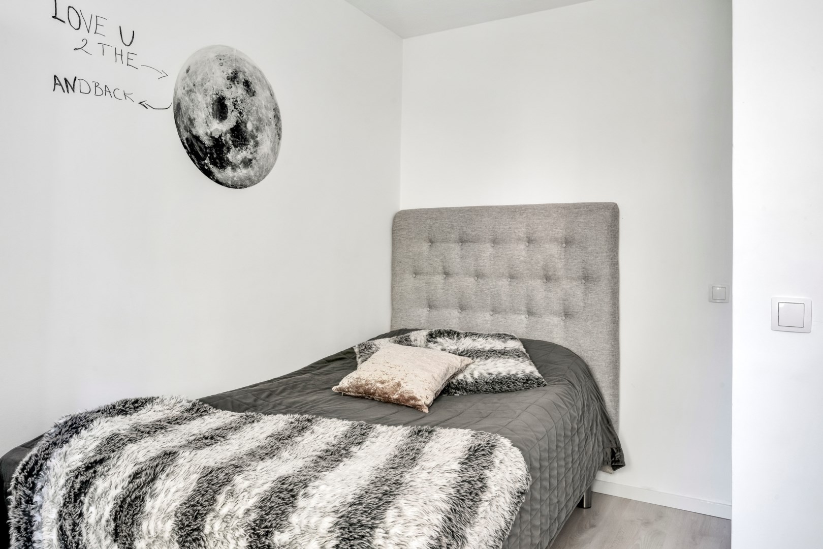 Bostadsbild från Dalaresan 34, Såld i Sävja, Uppsala