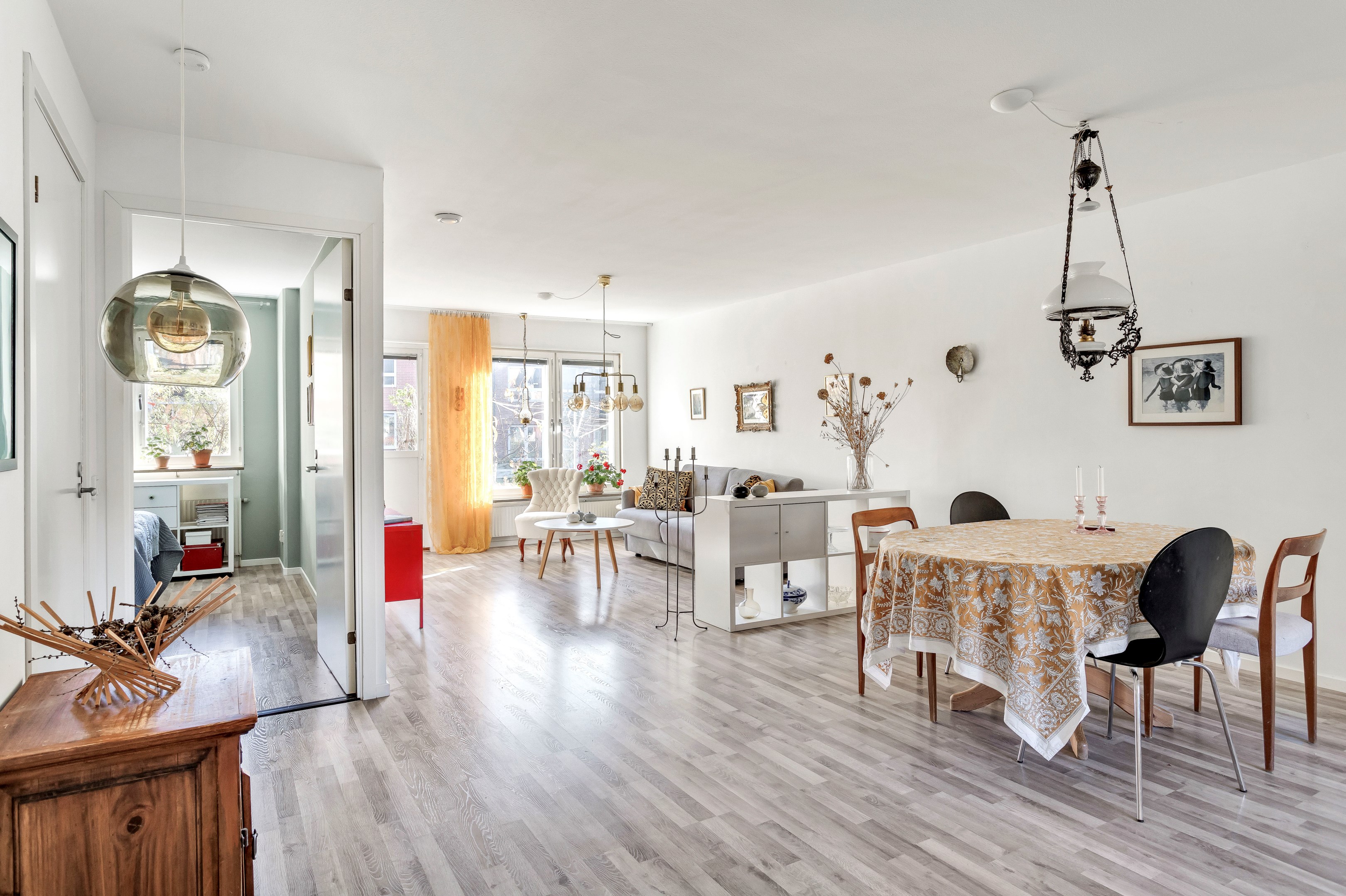 Bostadsbild från Lings väg 57, Såld i Ling, Uppsala