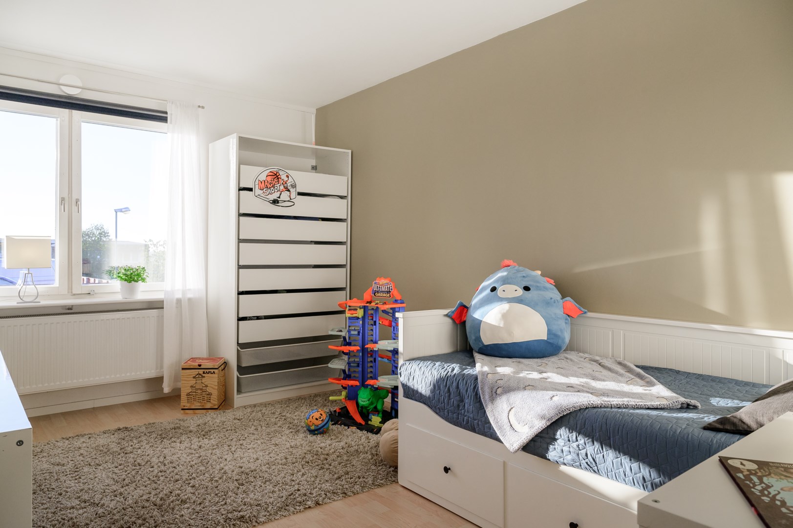 Bostadsbild från Ljuskärrsvägen 76, Såld i Ljuskärrsberget - Saltsjöbaden, Nacka