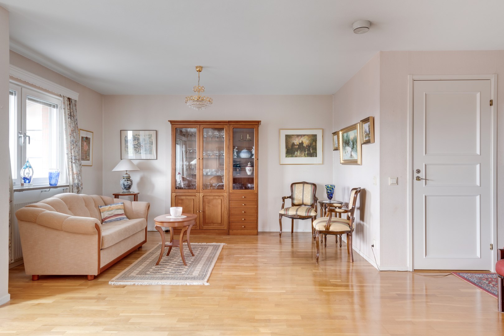 Bostadsbild från Lings väg 76, Såld i Löten, Uppsala