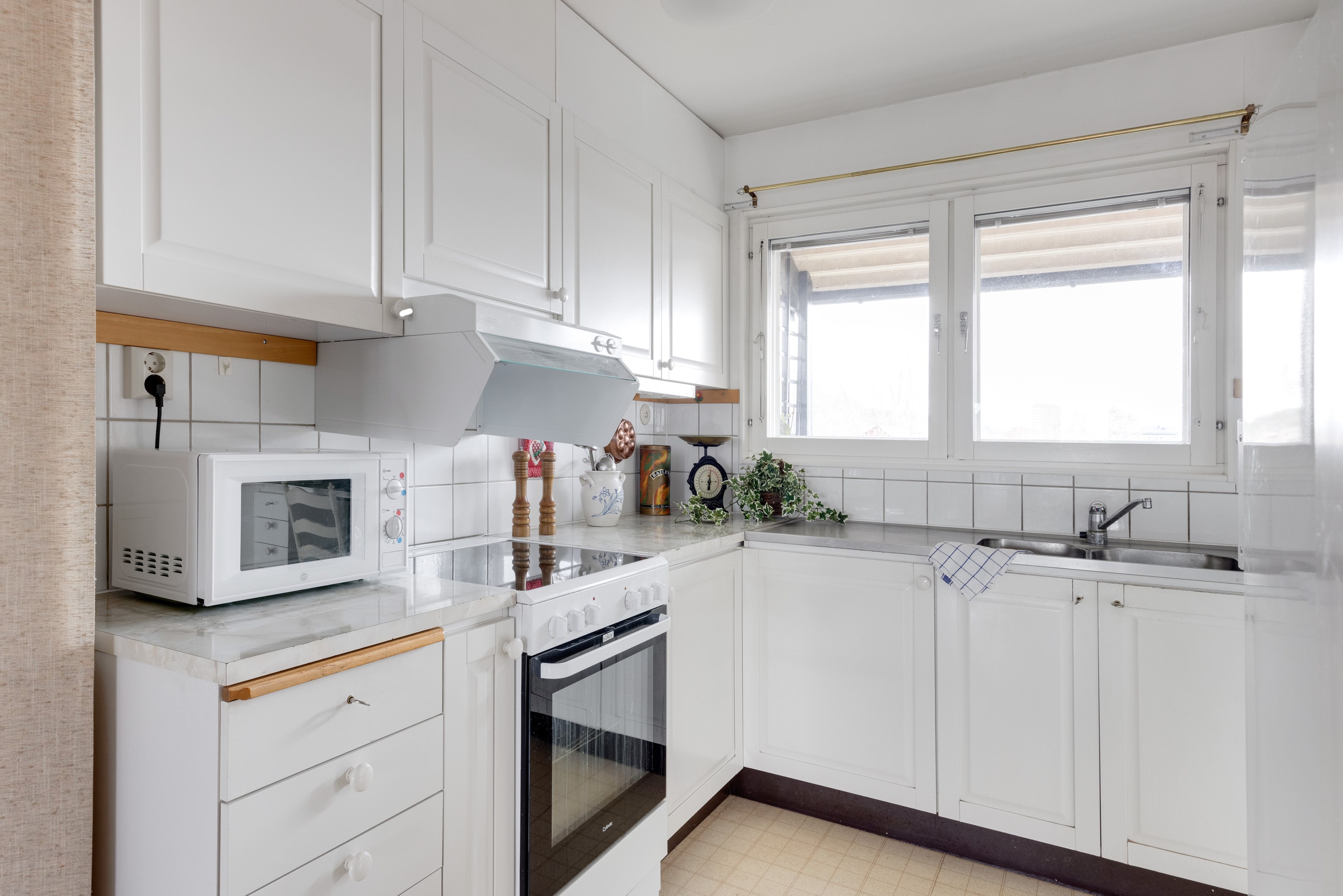 Bostadsbild från Lings väg 76, Såld i Löten, Uppsala